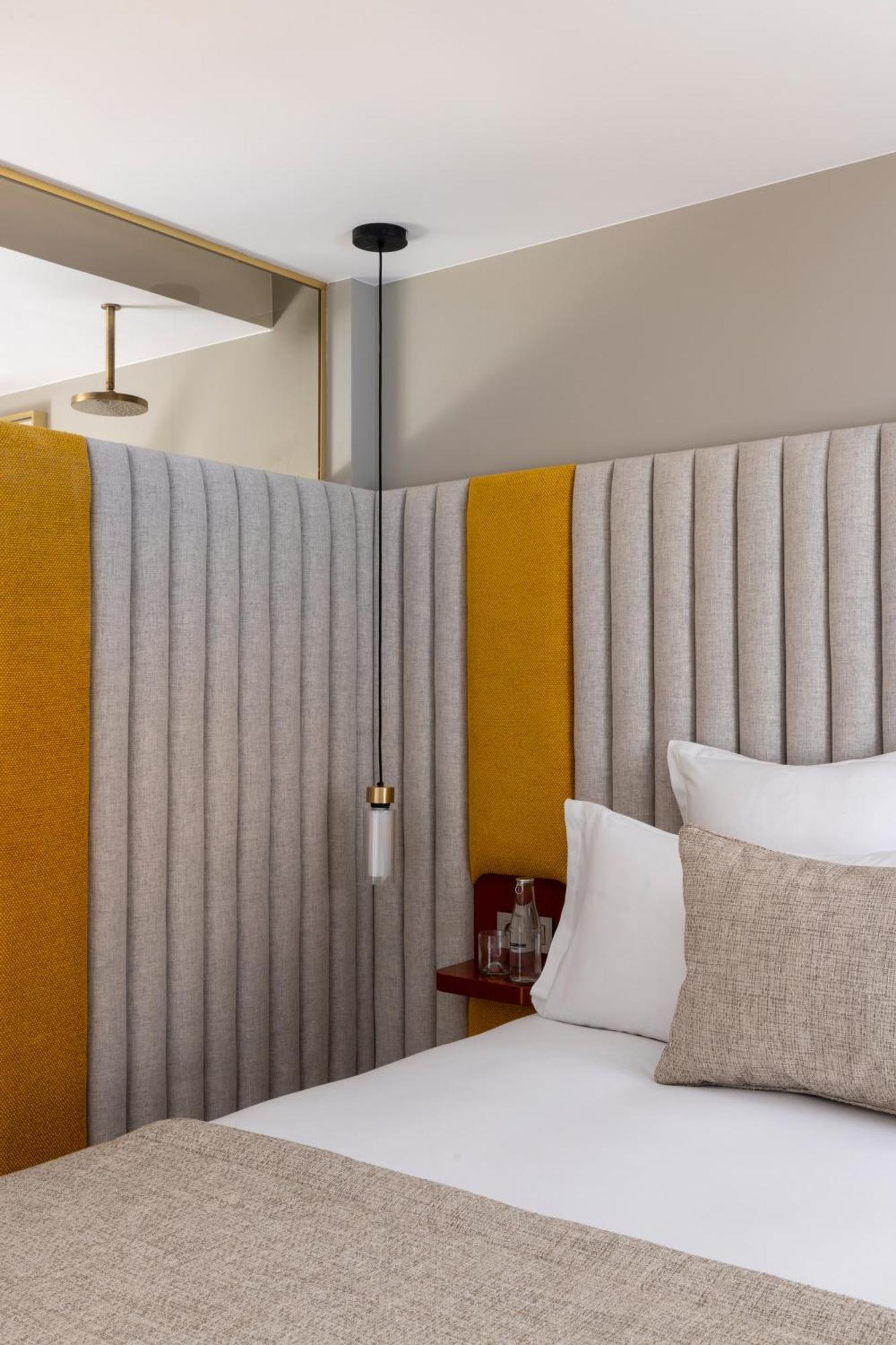 Hotel Pilgrim Paris