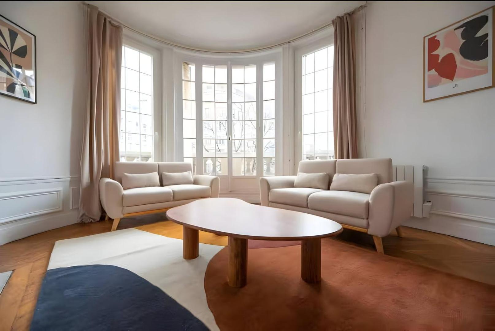 Tbs 319 - Superb With Eiffel Tower View Apartment