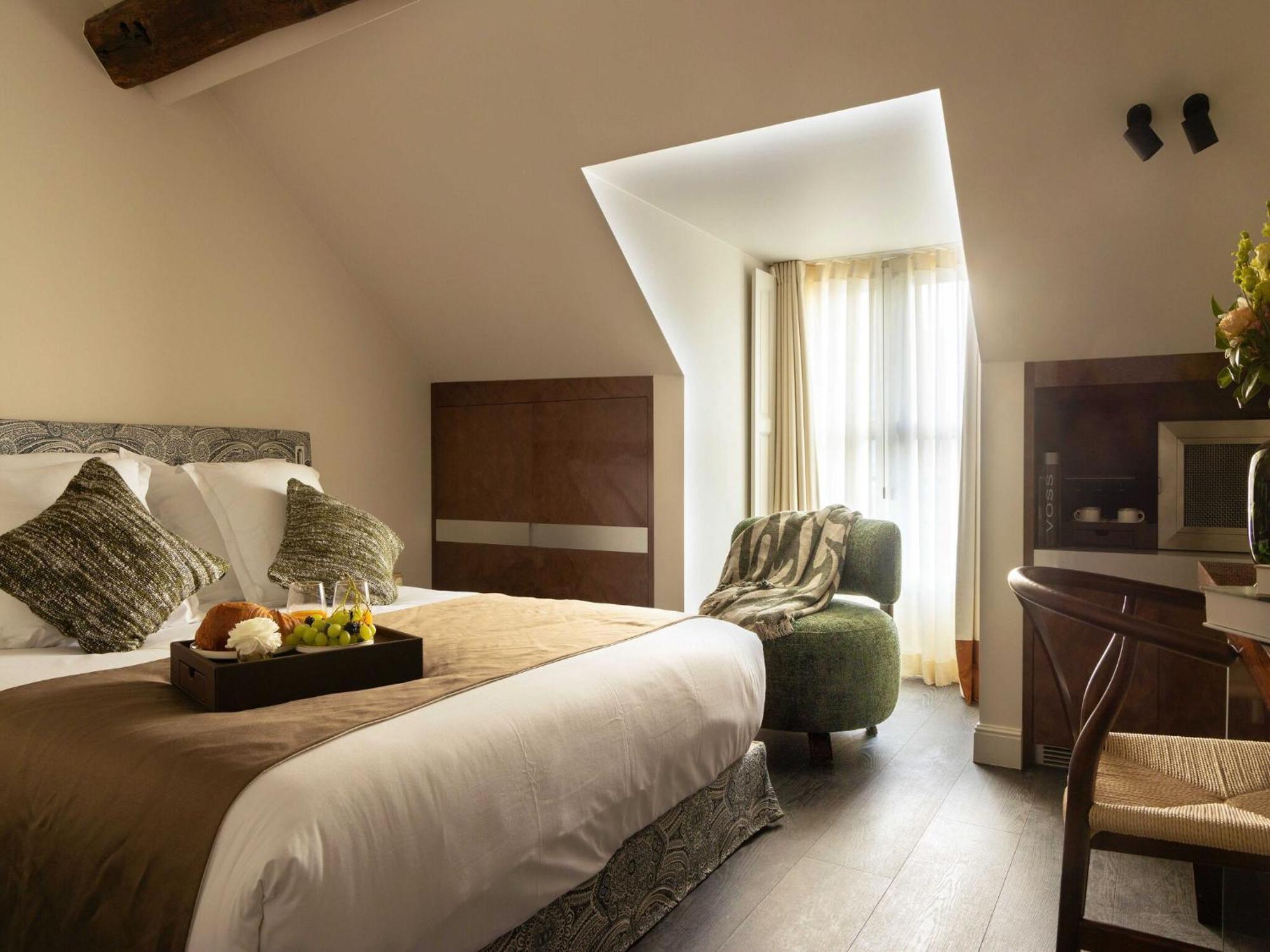 Apartment Palais Bourbon - 54 - 4p - Invalides Paris