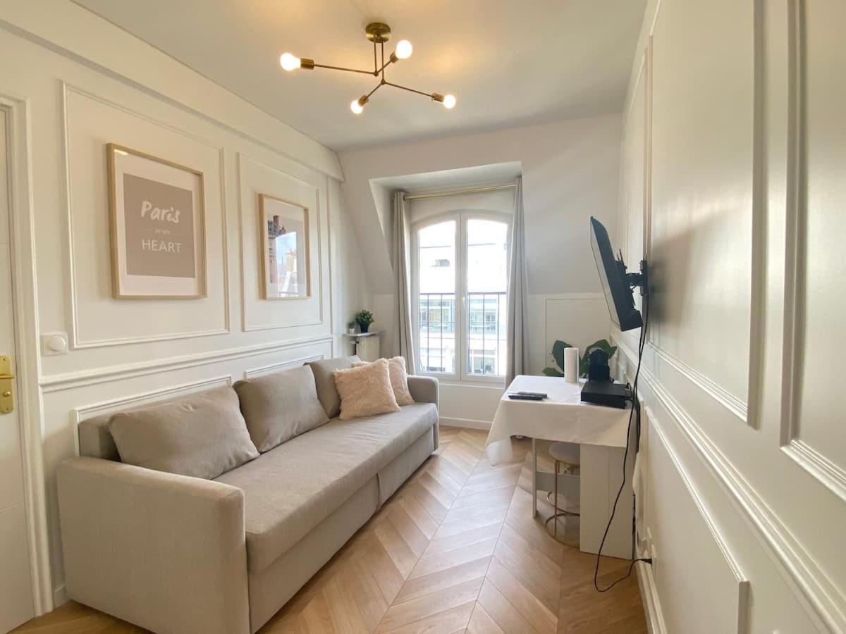 Luxury - Champs Elysees Apartment Paris