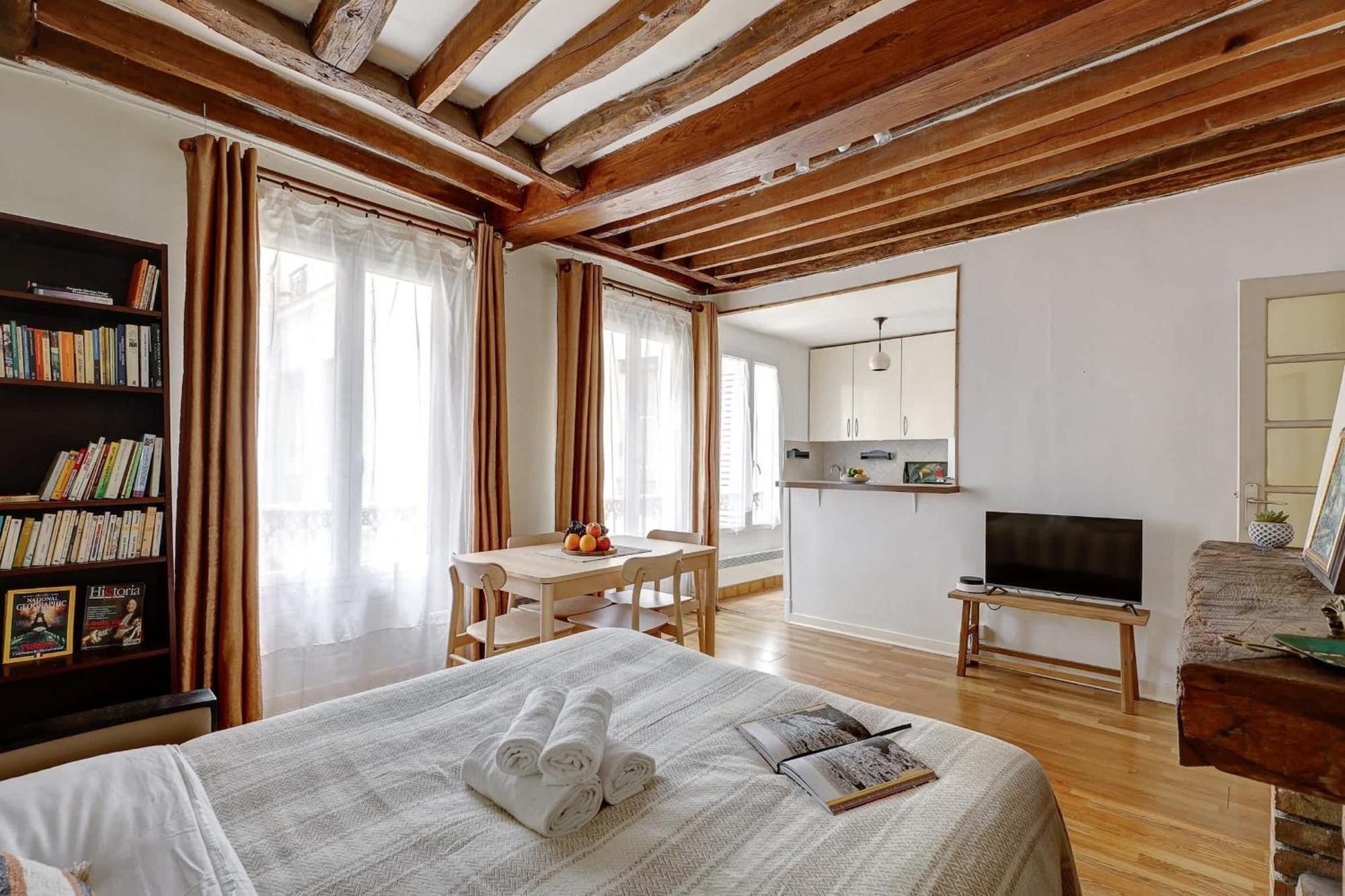 Bnbnova - 1br Eiffel Tower & Rue Cler Apartment Paris