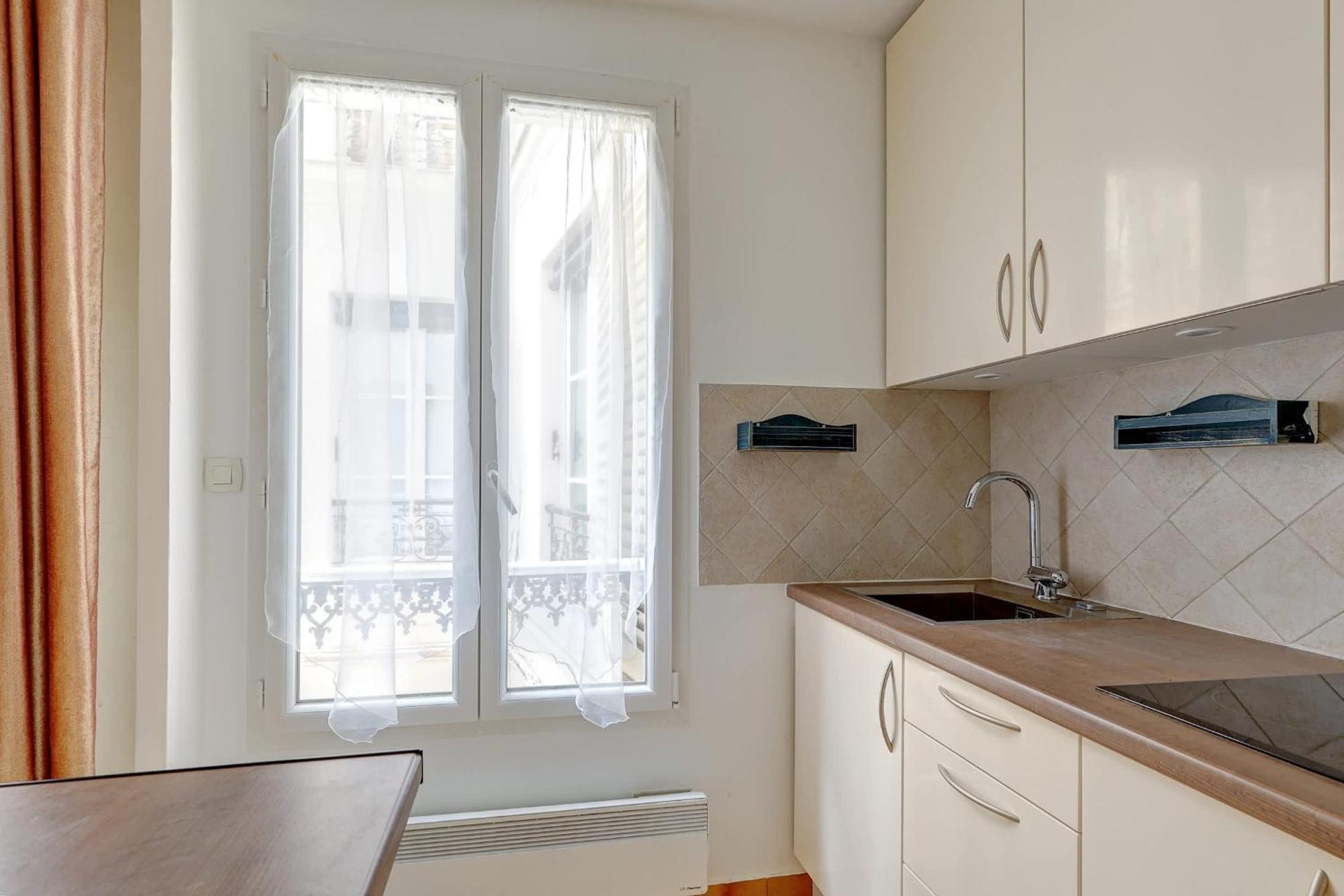 Bnbnova - 1br Eiffel Tower & Rue Cler *