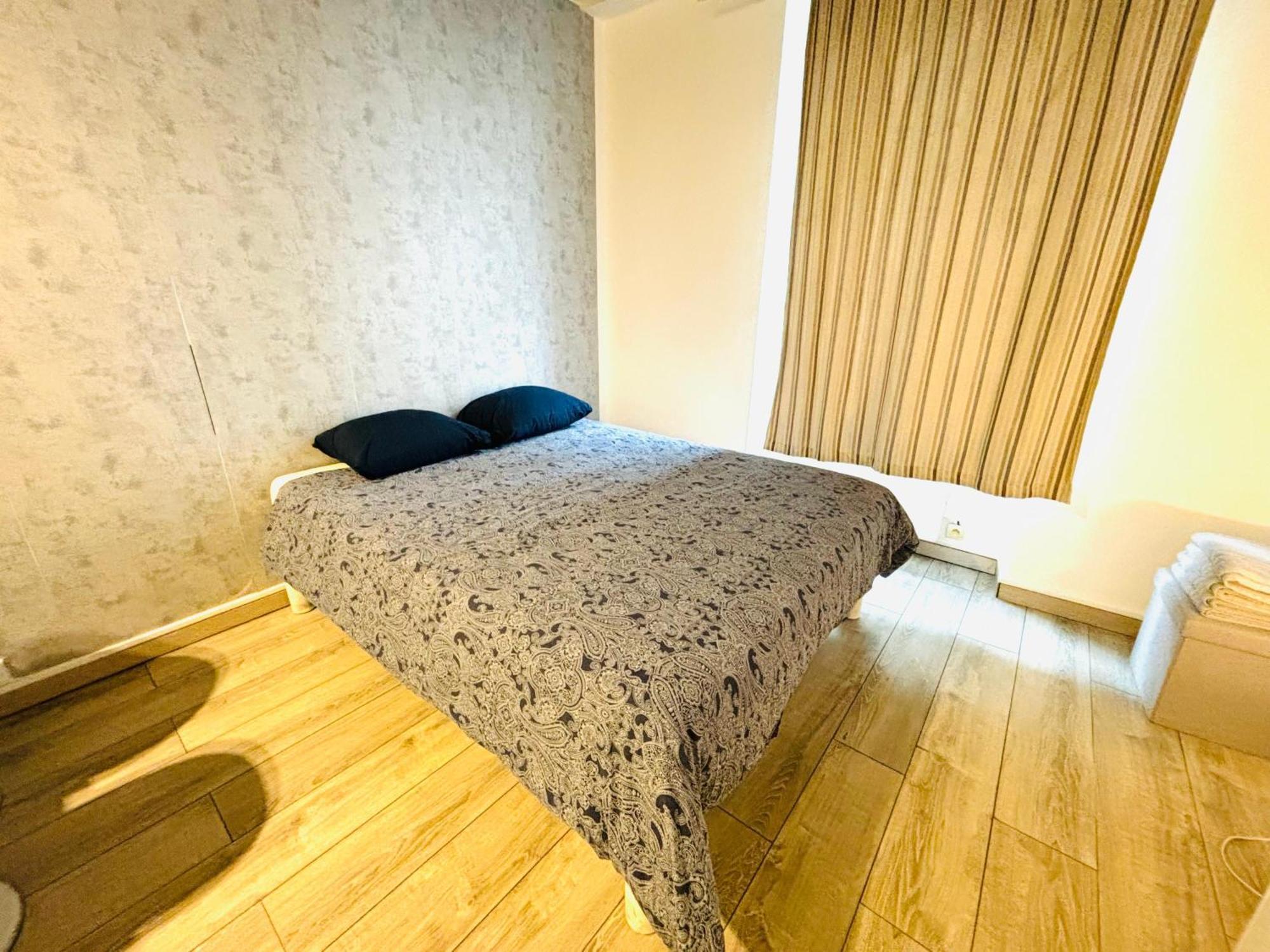 Ponthieu Apartment