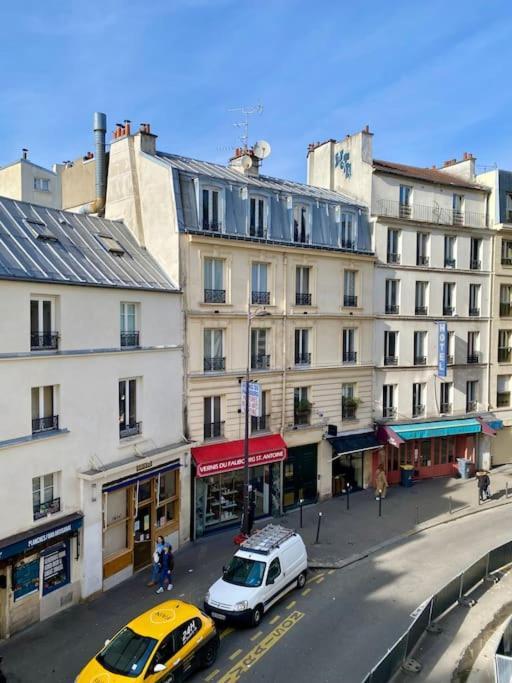 Apartment Grand Charonne Bastille Pop Art Paris