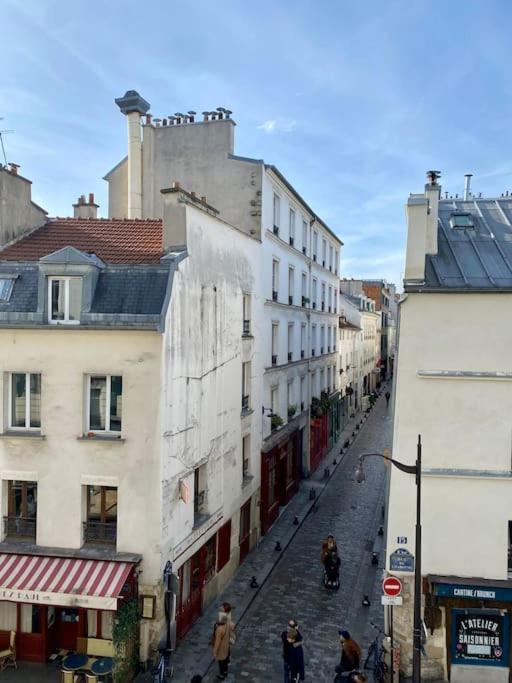 Grand Charonne Bastille Pop Art *