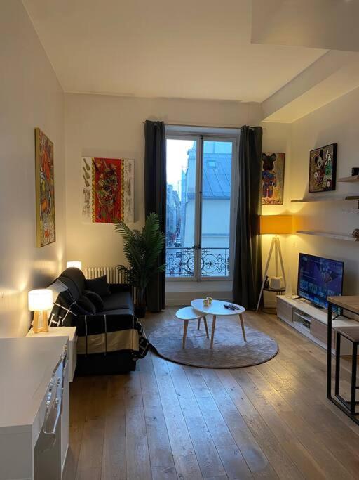 Grand Charonne Bastille Pop Art Apartment