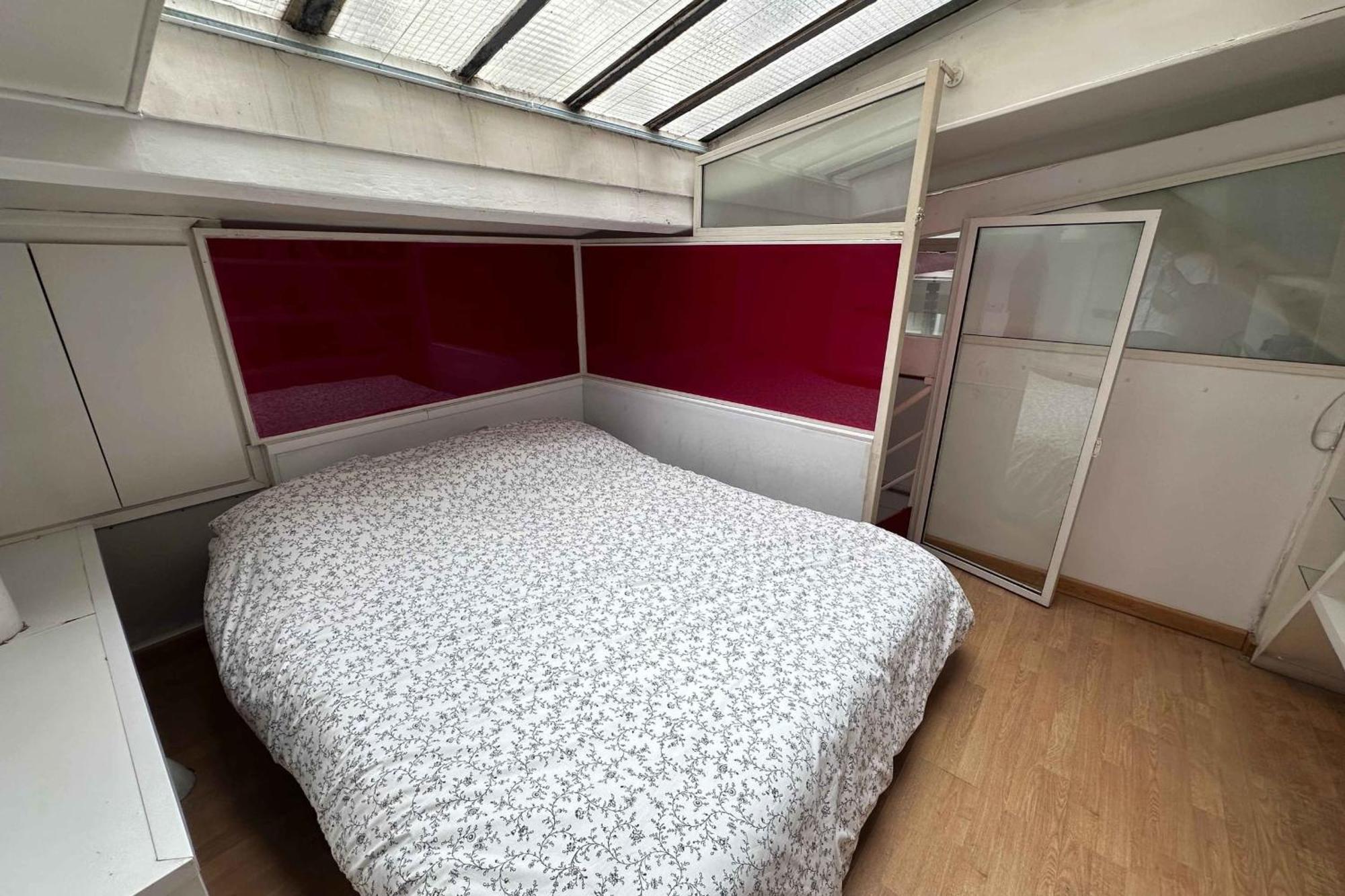 Atypical Loft In The Heart Of The Marais Paris