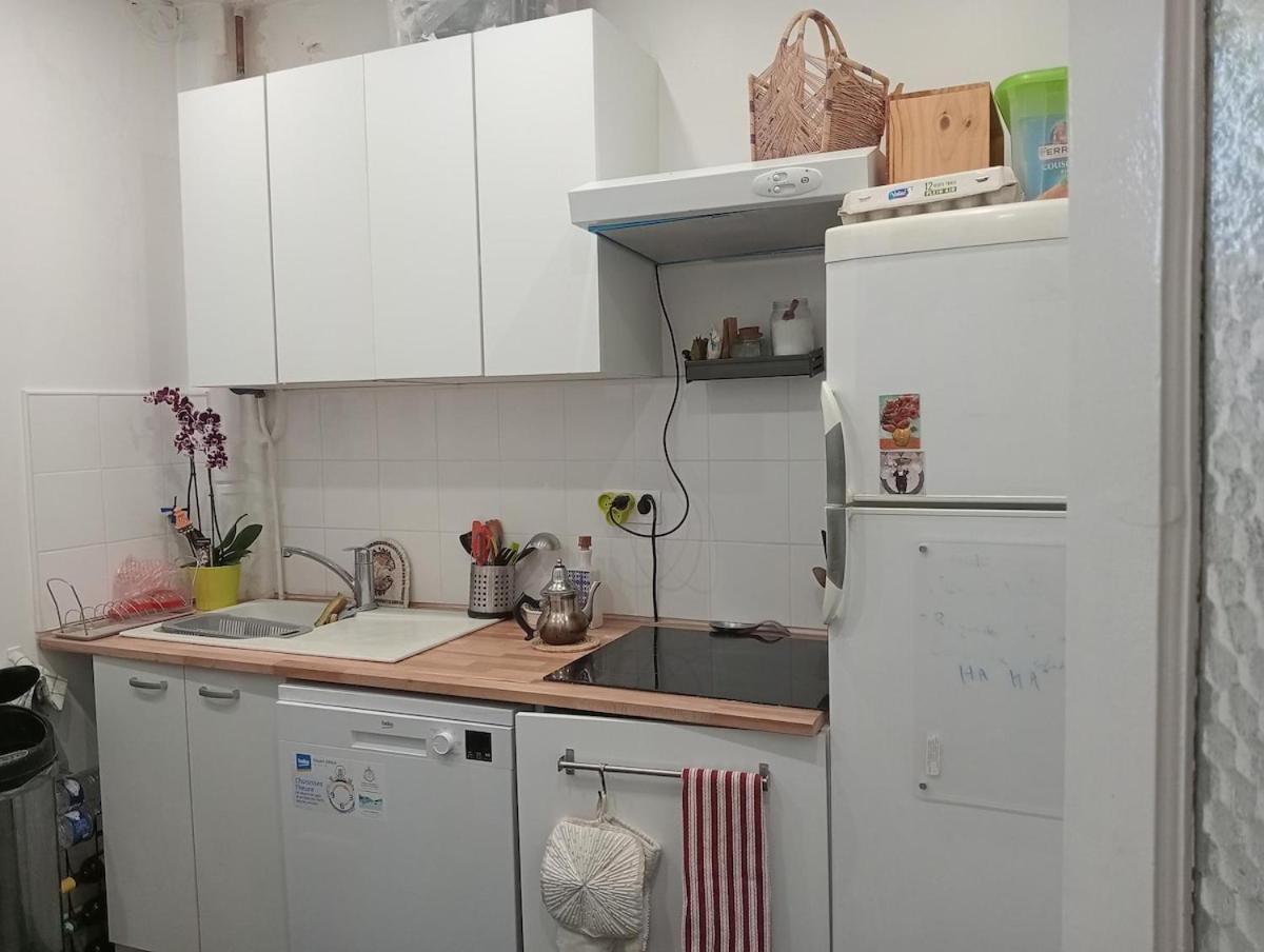 2 13 Near Cite U Apartment *
