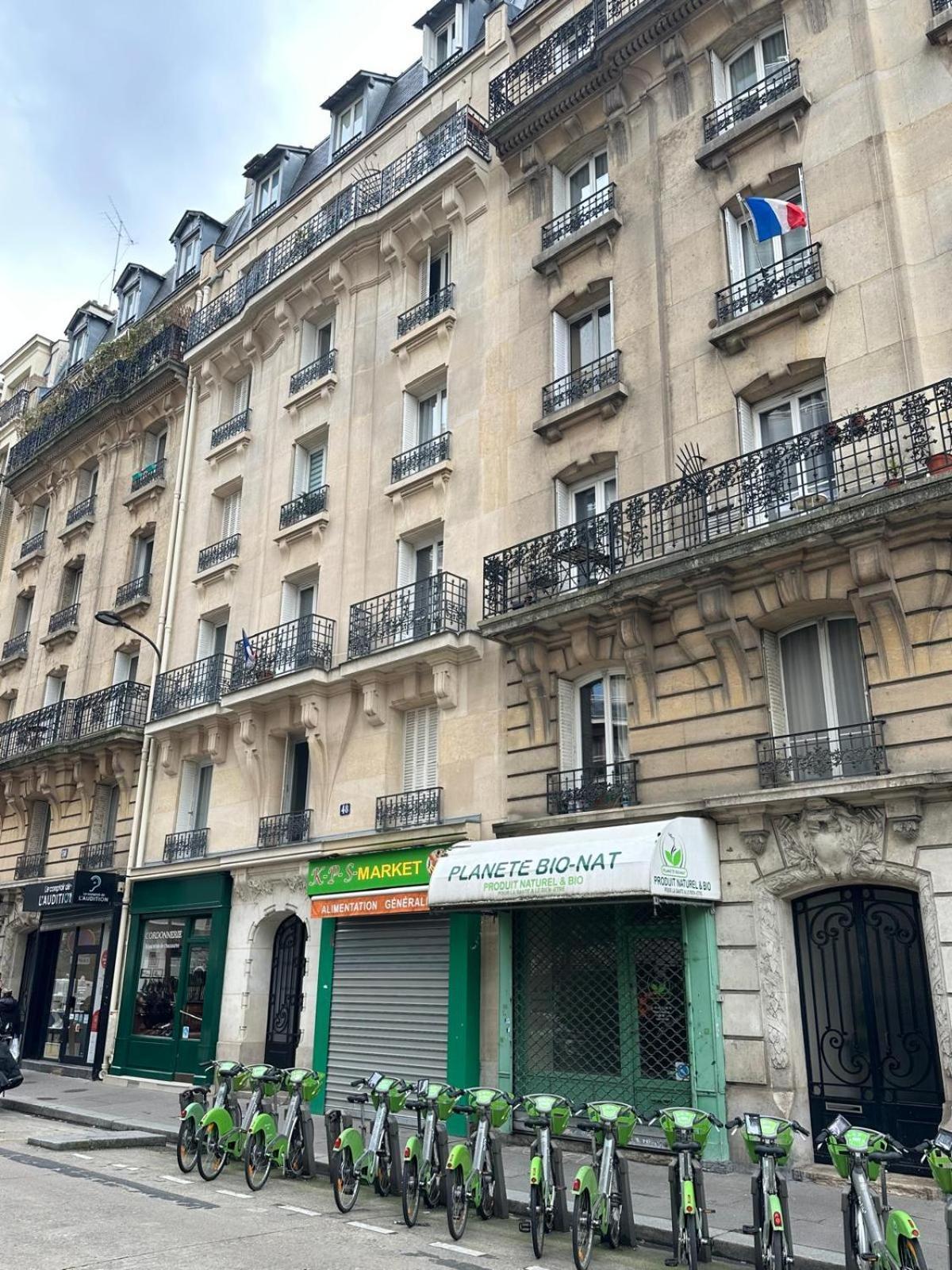 Magnifique 2 Pieces Renove A Neuf, 15, Idealement Situe Paris