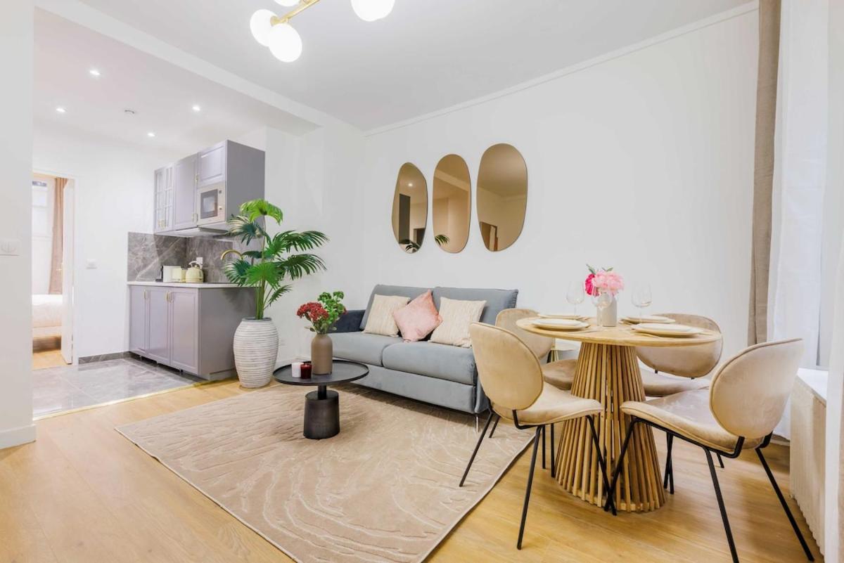 Stylish 3 Min From Haussmann, Sleeps4 Apartment *