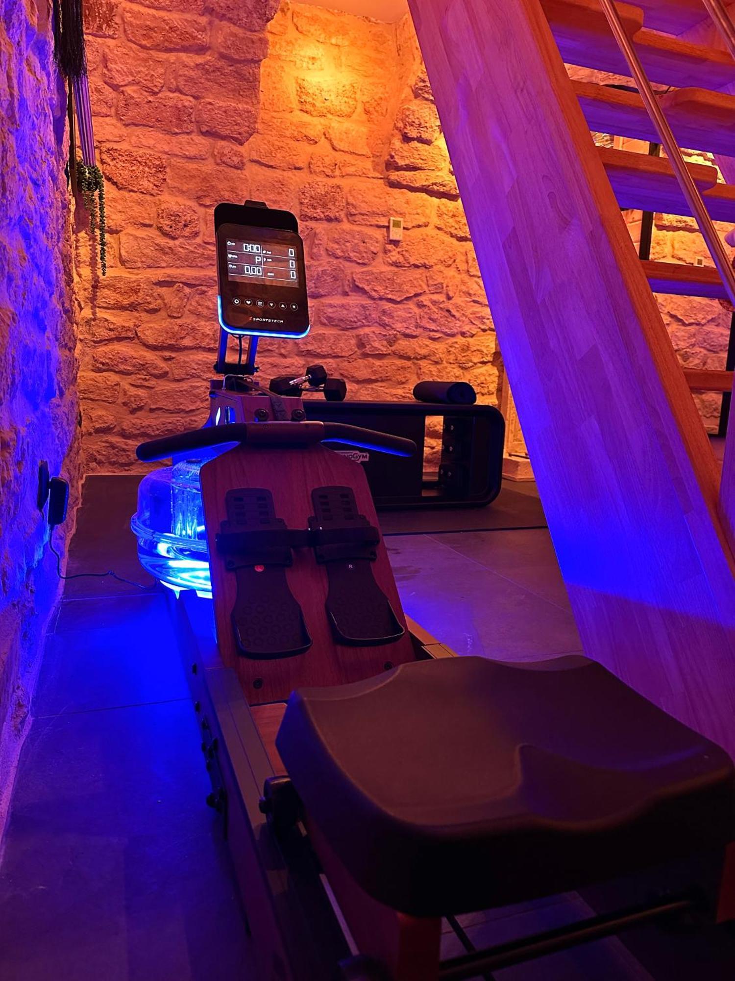 Relais Cocorico - Town House 4 Private Suites, Ac Cinema Gym & Sauna Paris