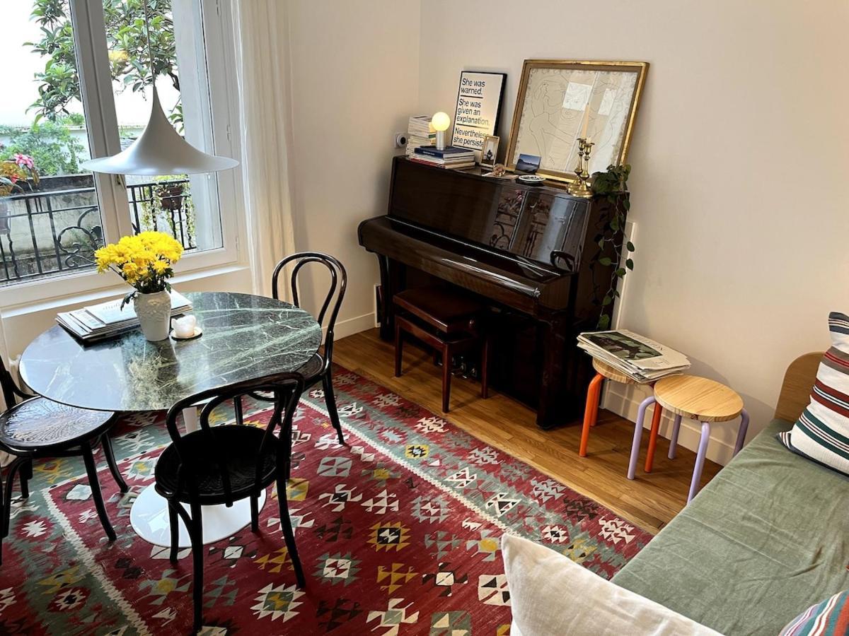 Apartment Romantic Parisian Flat *