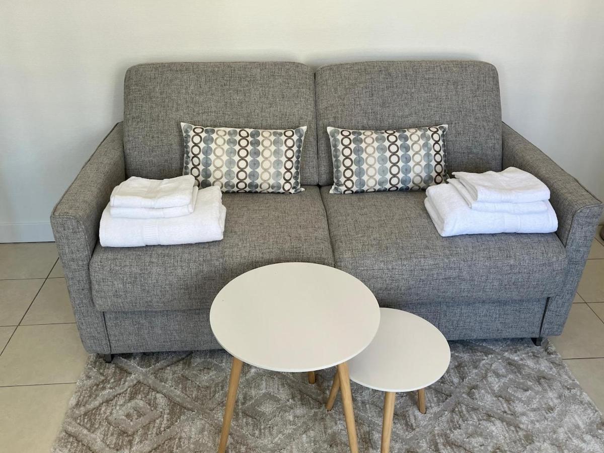 Superb With Eiffel Tower View Apartment *