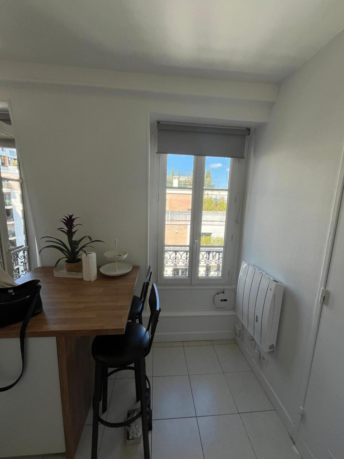 Superb With Eiffel Tower View *