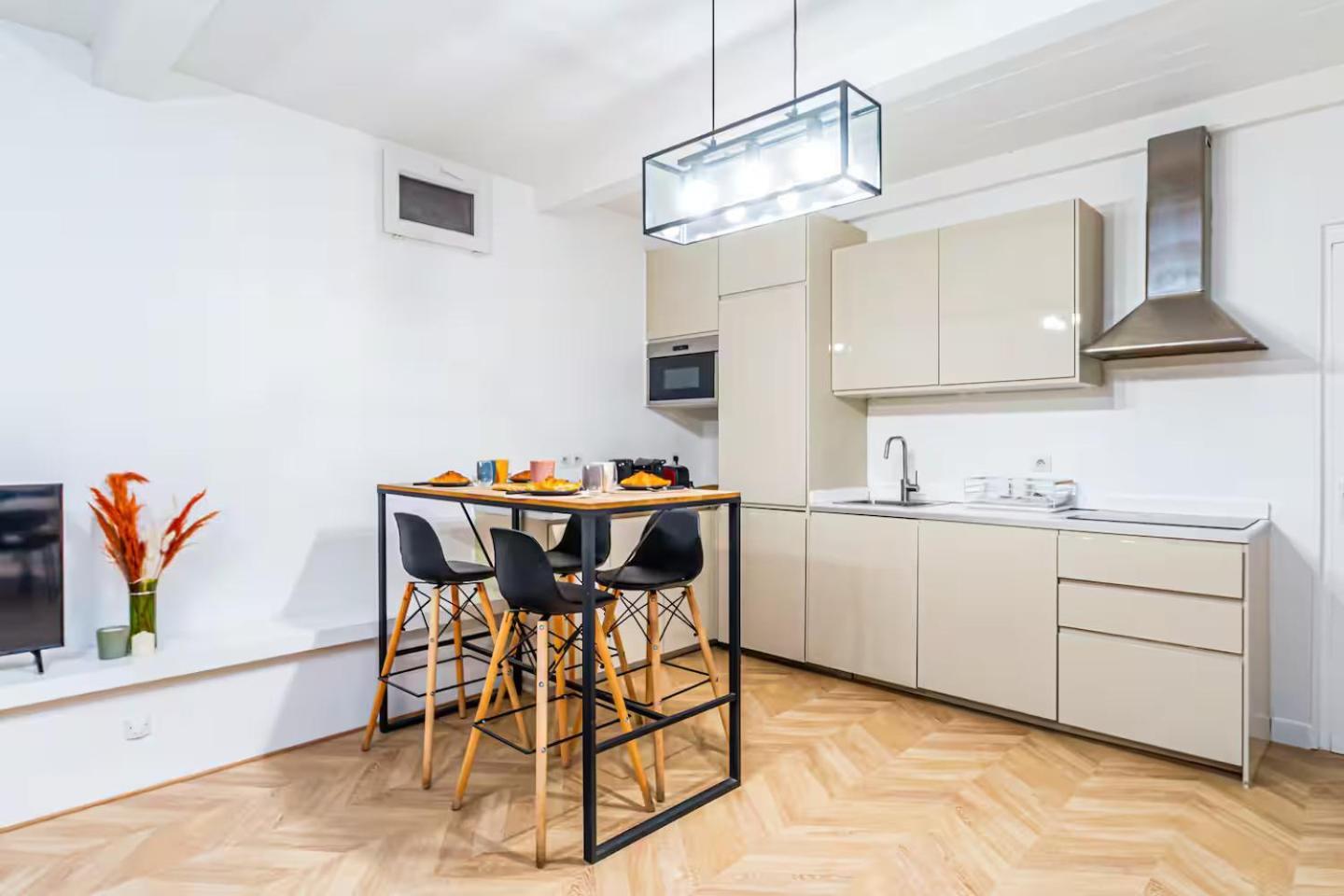 Grand 1br - Proche Montmatre *