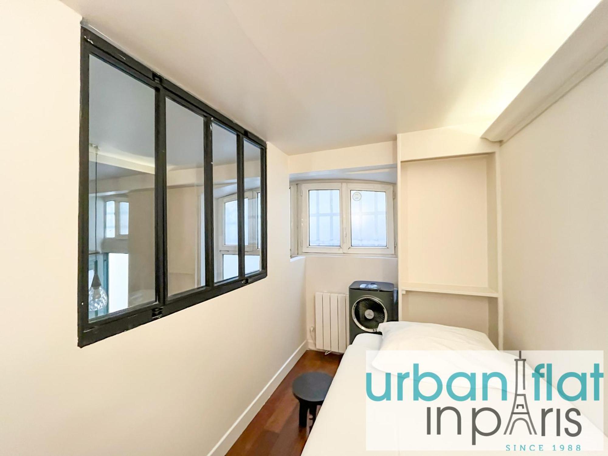 Apartment 09 - Stylish Duplex Champs-elysees *