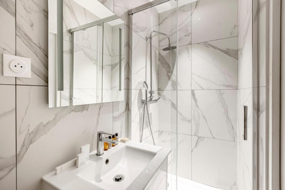 A21#republique # Marais # 1bedroom # Paris03 # Ac