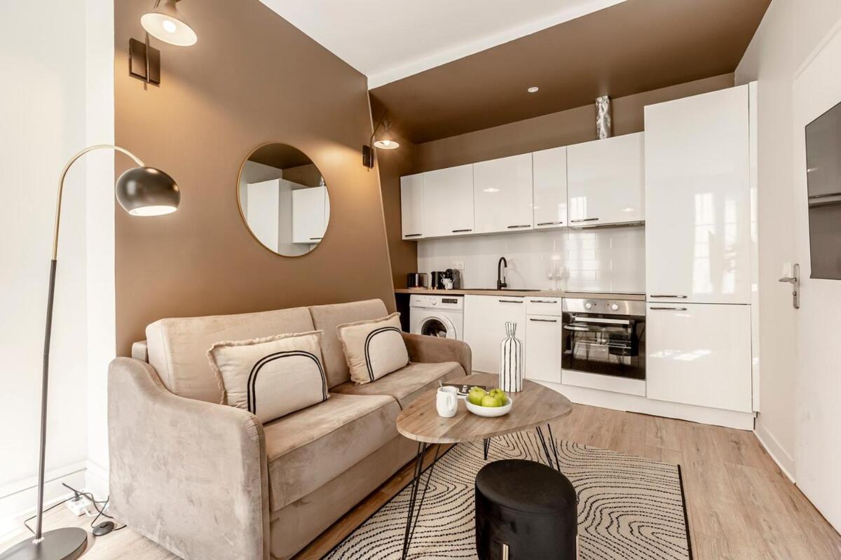 A21#republique # Marais # 1bedroom # Paris03 # Ac