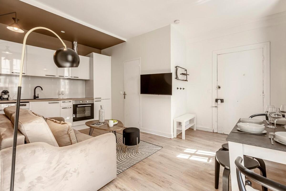 Apartment A21#republique # Marais # 1bedroom # Paris03 # Ac