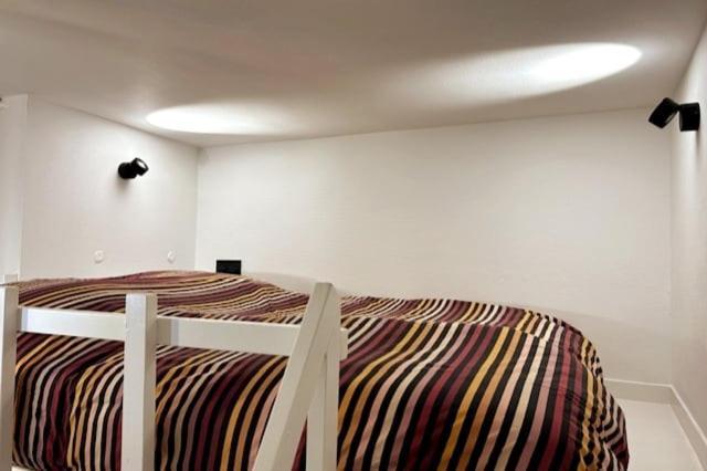 Cosy Renovated Republique Apartment *