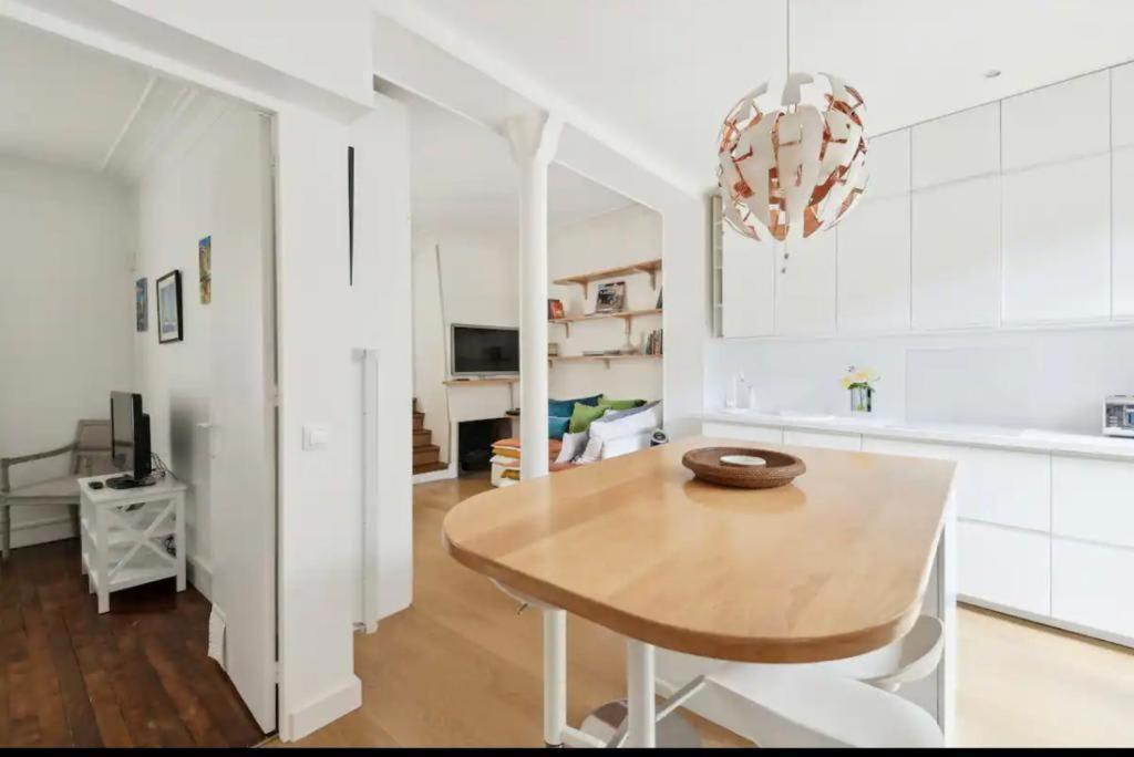 Familial Face Pantheon - 5 4p Apartment