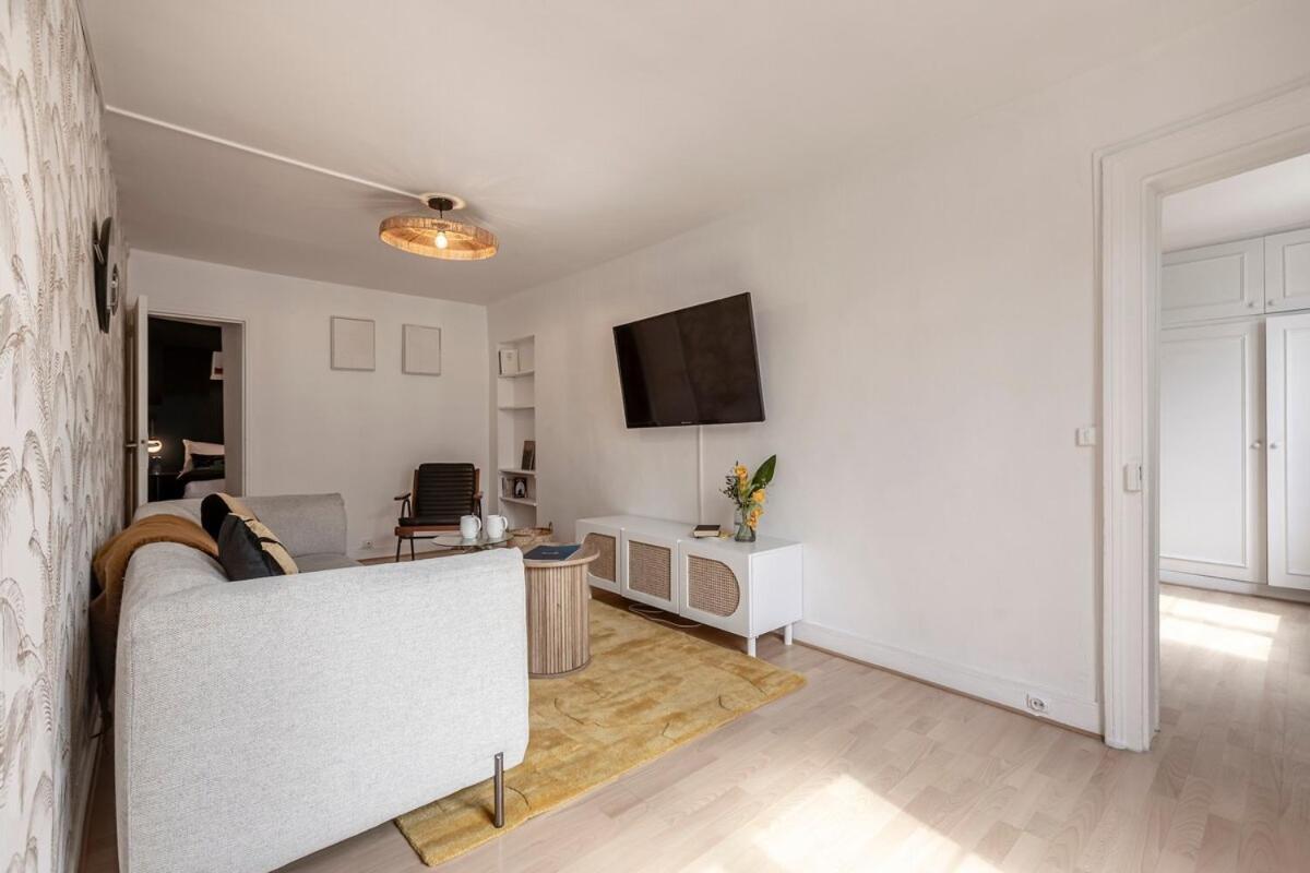 Appartement 52#opera#grands Boulevards#paris02 *