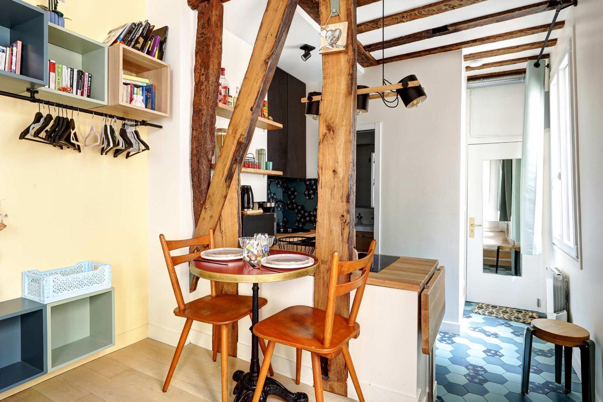 Sejour Parisien Elegant Pour 2 Personnes Paris