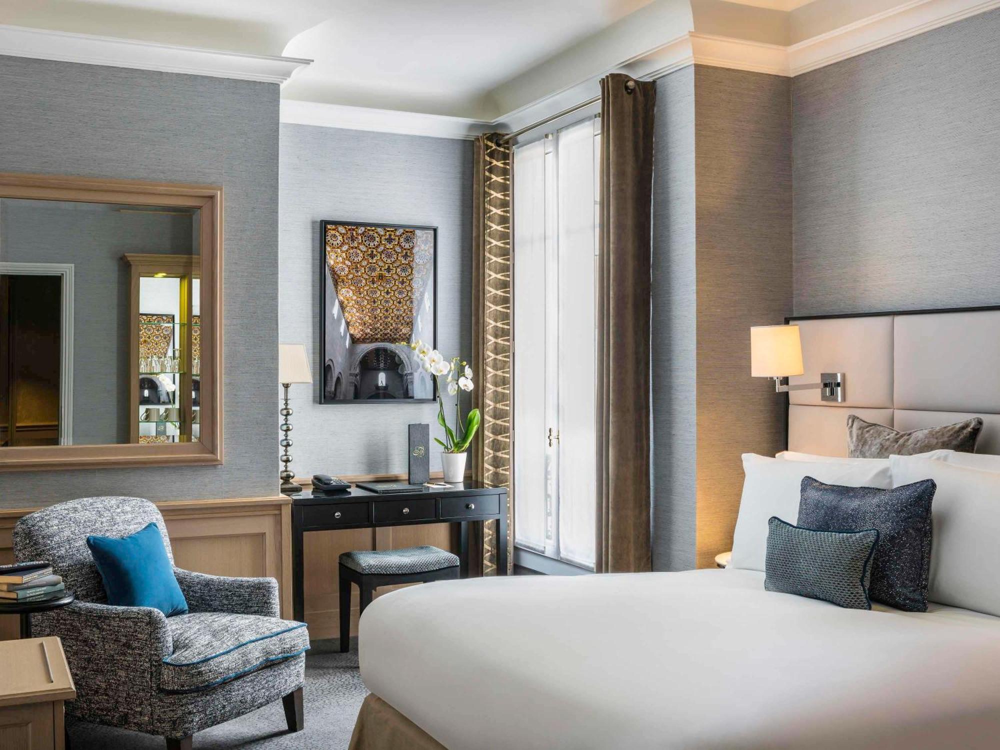 Hotel Sofitel Baltimore Tour Eiffel 5*