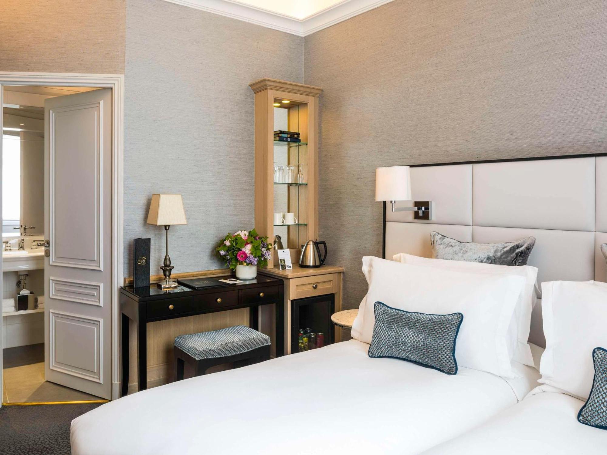 Sofitel Baltimore Tour Eiffel 5* Paris