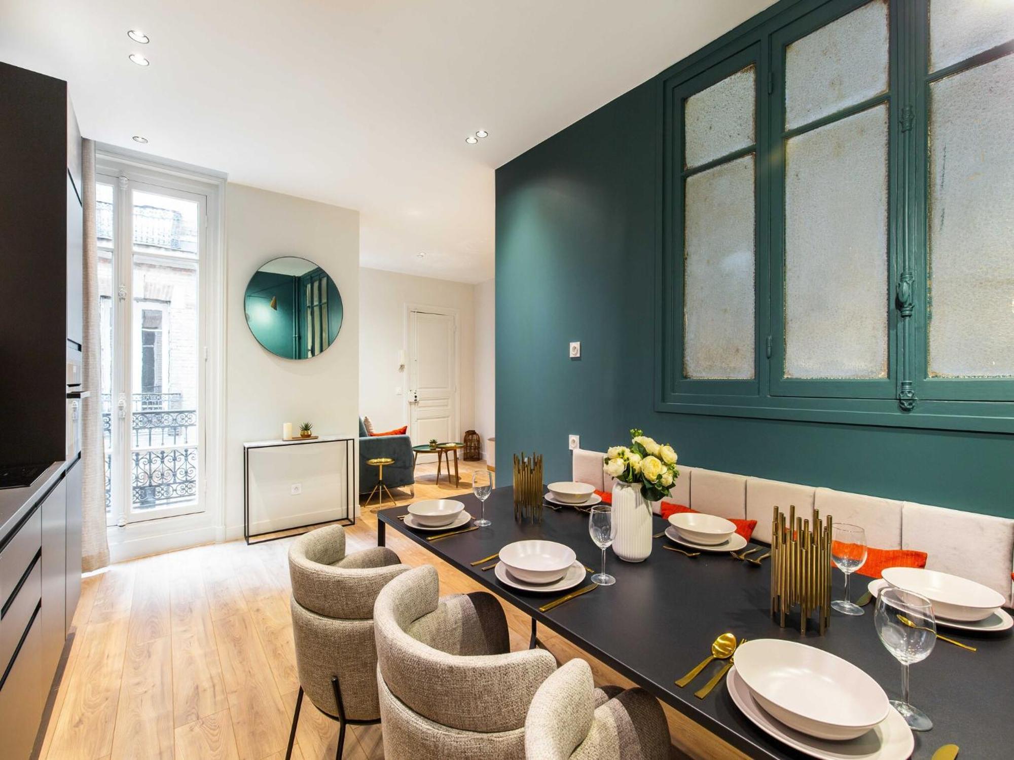 Authentic - 2br 6p - Quinze-vingts Apartment