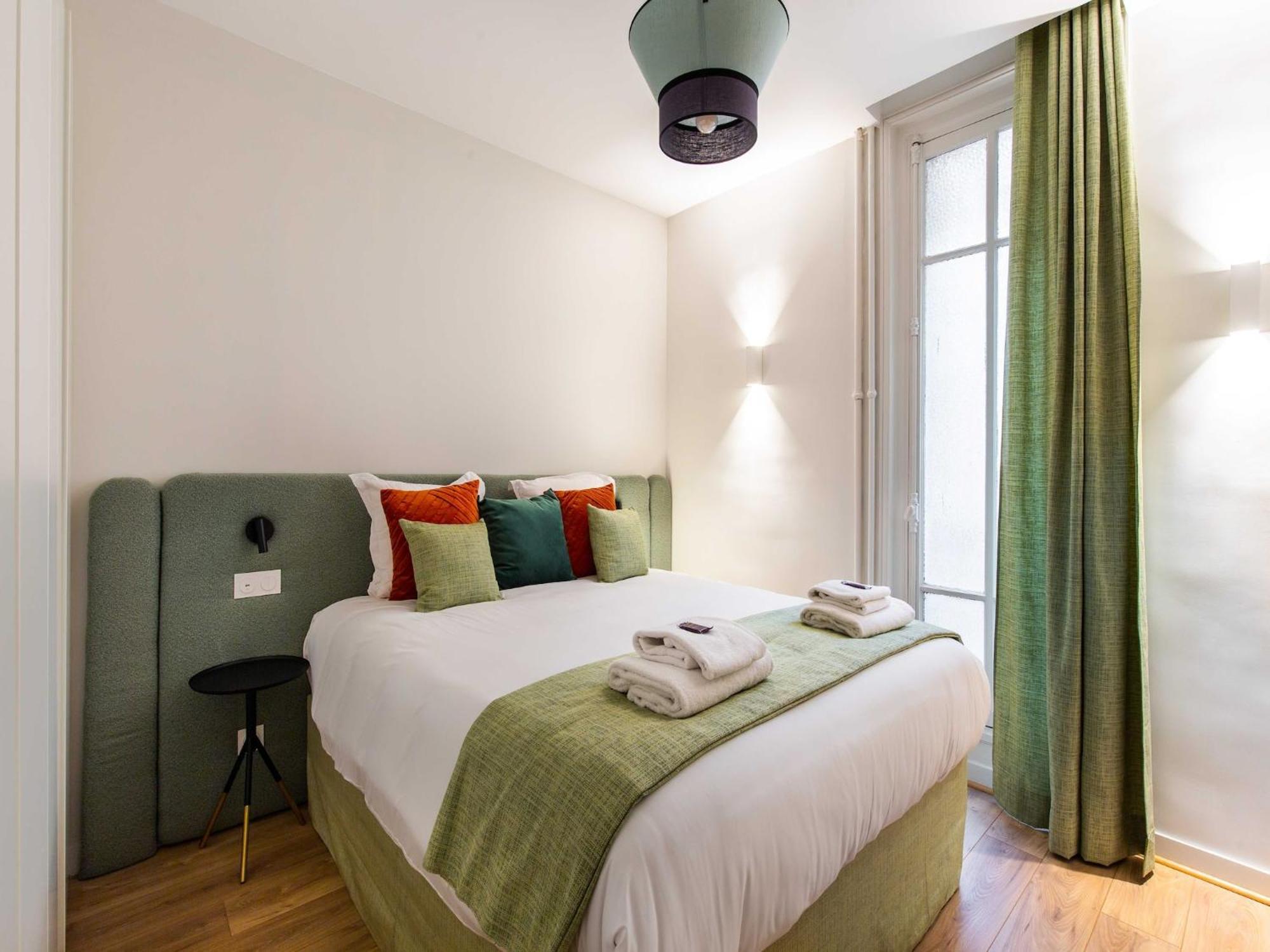 Authentic - 2br 6p - Quinze-vingts * Paris