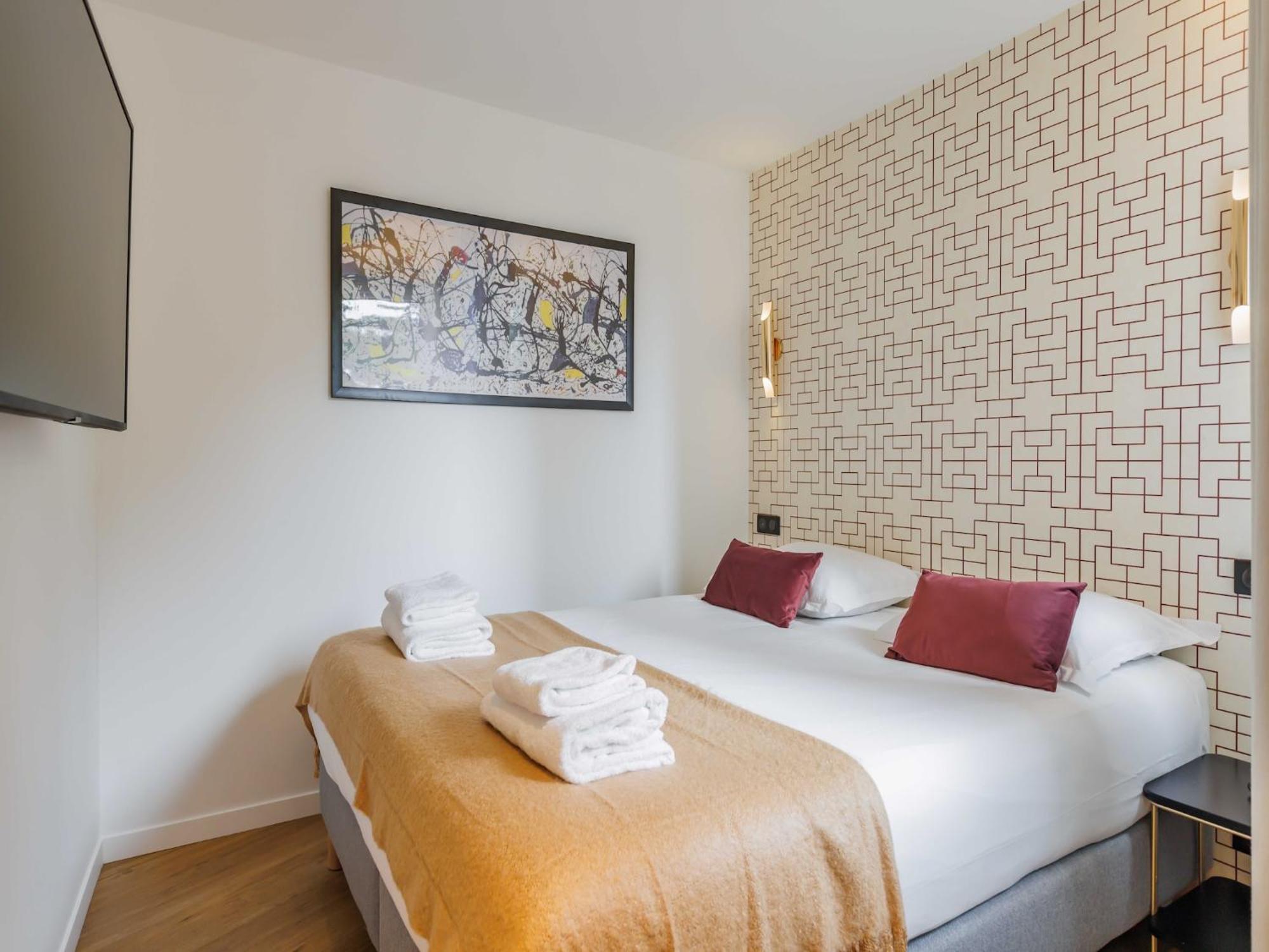 Lovely - 3br 6p - Canal St Martin Apartment