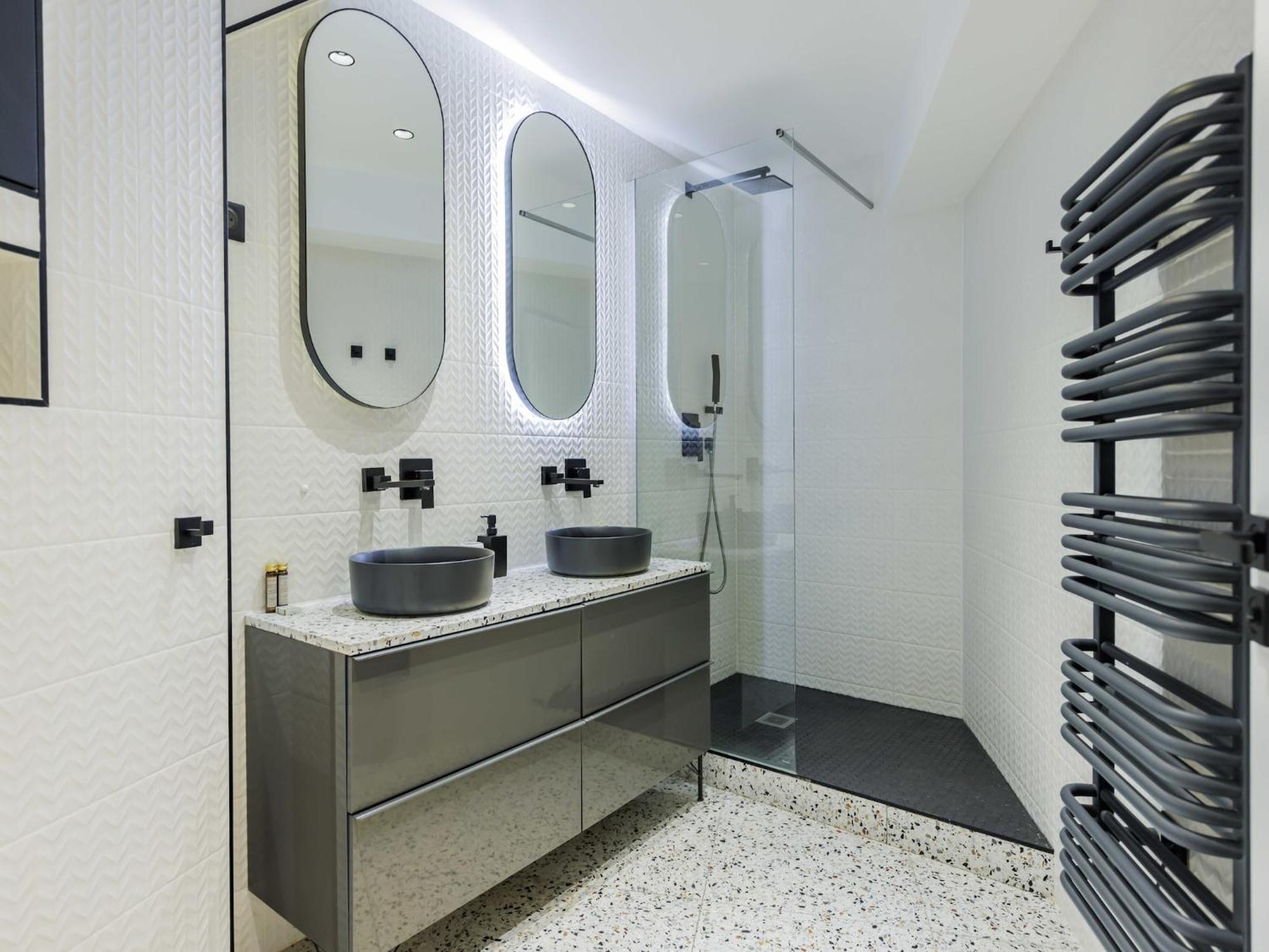 Apartment Lovely - 3br 6p - Canal St Martin