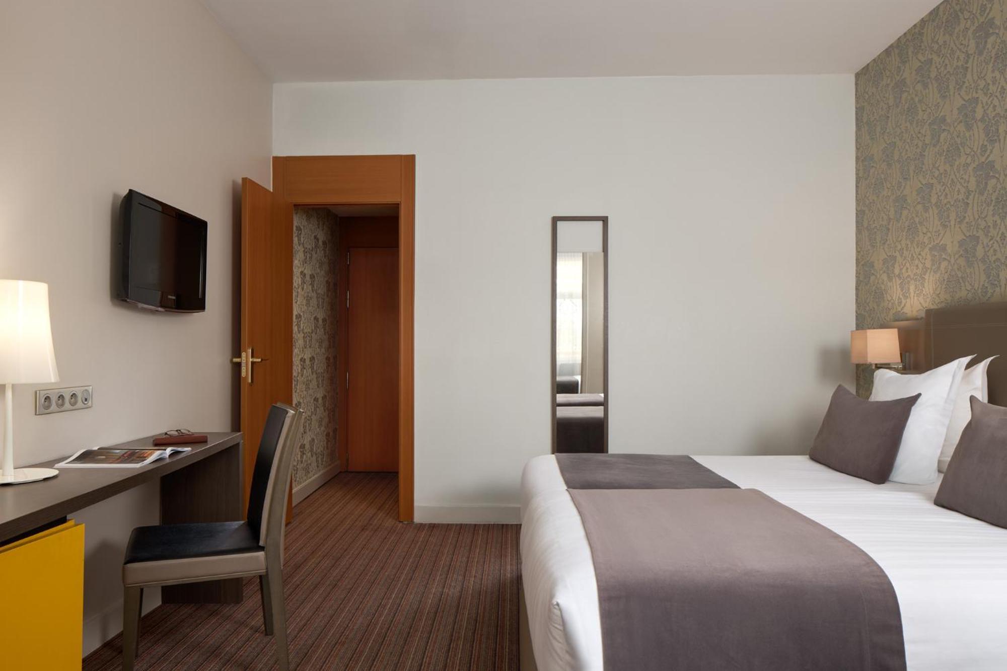 Timhotel Opéra Blanche Fontaine 4* Paris