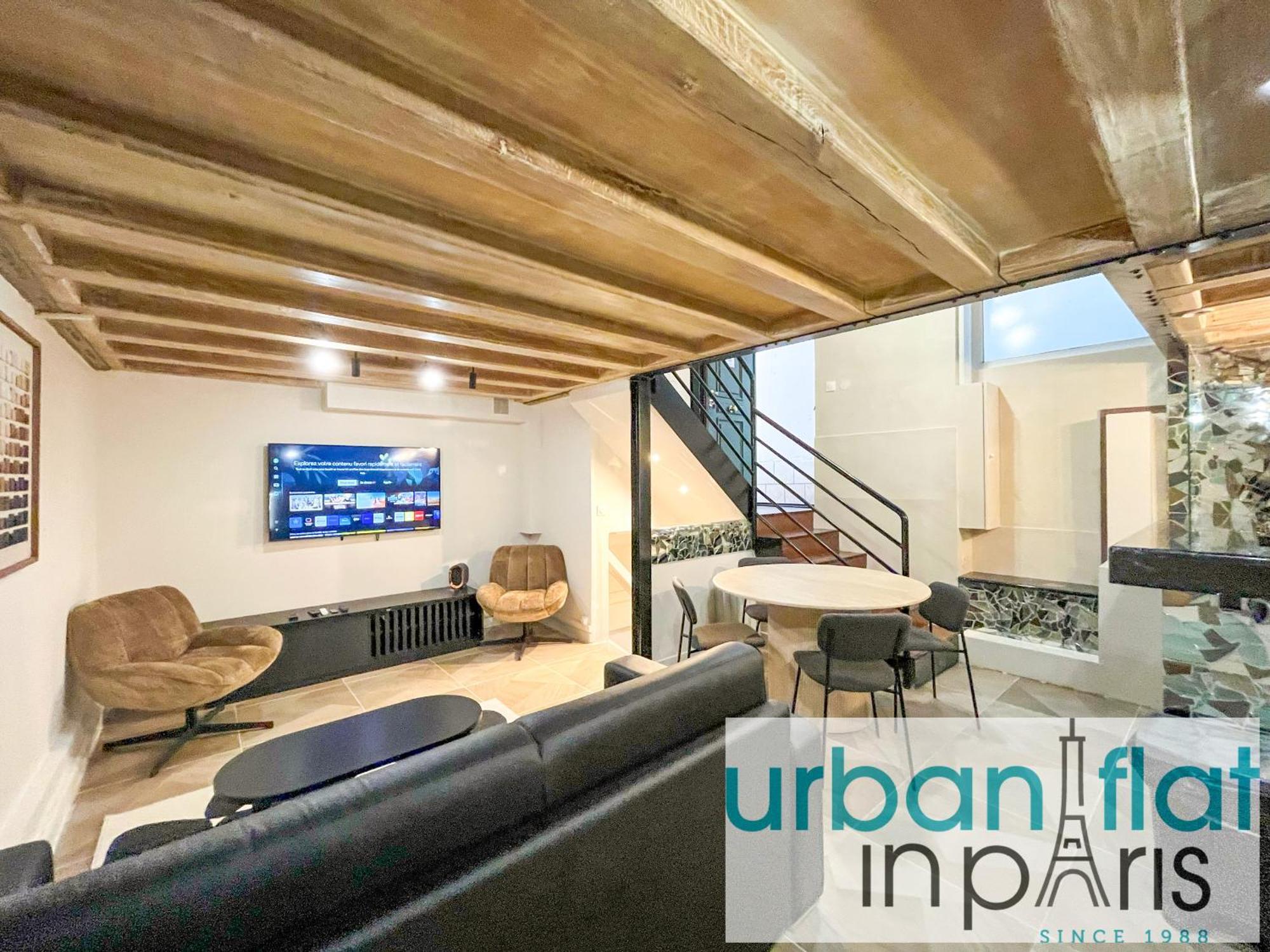 09 - Stylish Duplex Champs-elysees Apartment *