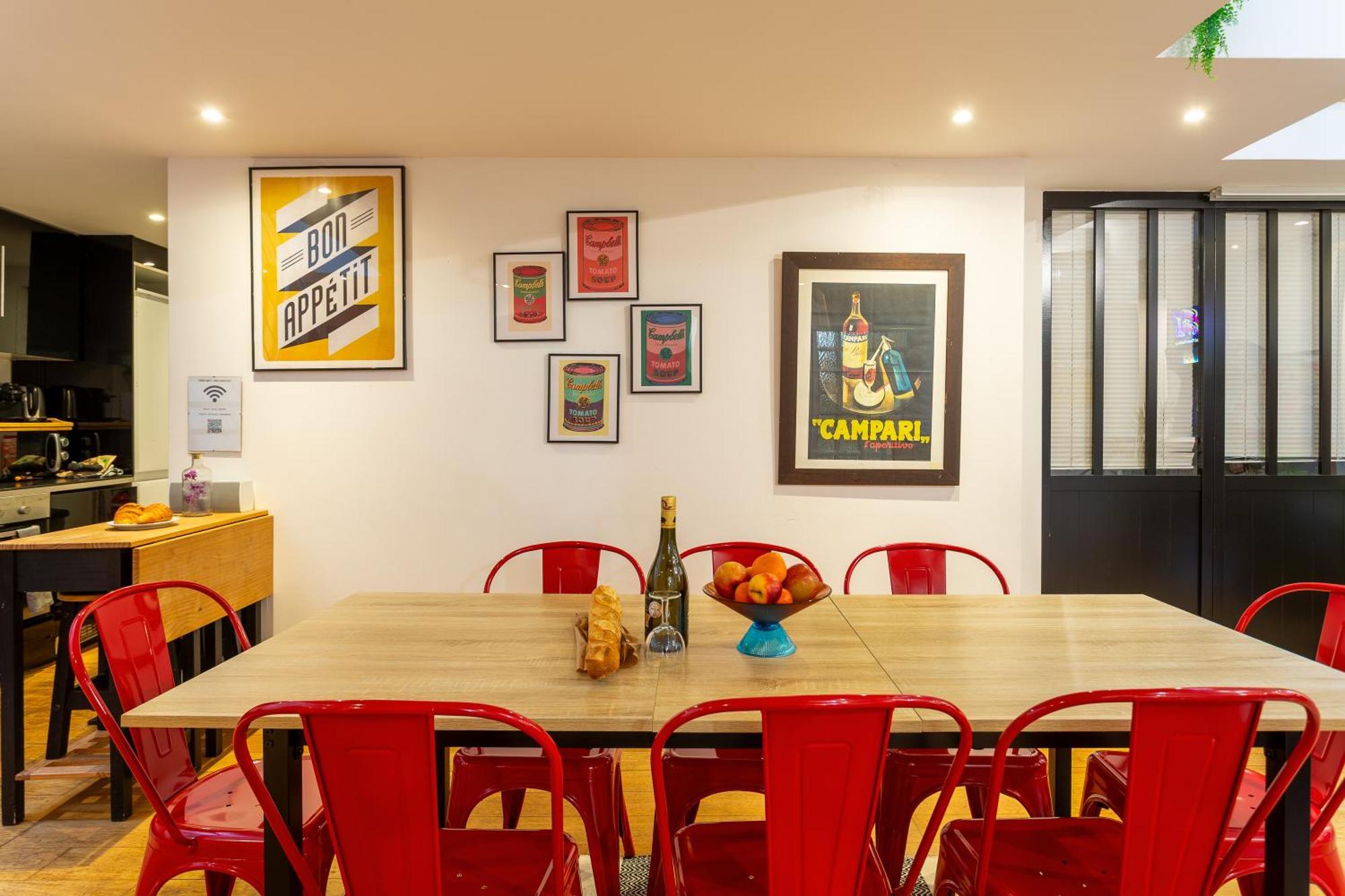 Appartement Loft Familial Au Coeur De Avec Clim, Arcade Et Baby-foot Proche Republique Et Canal St Martin *