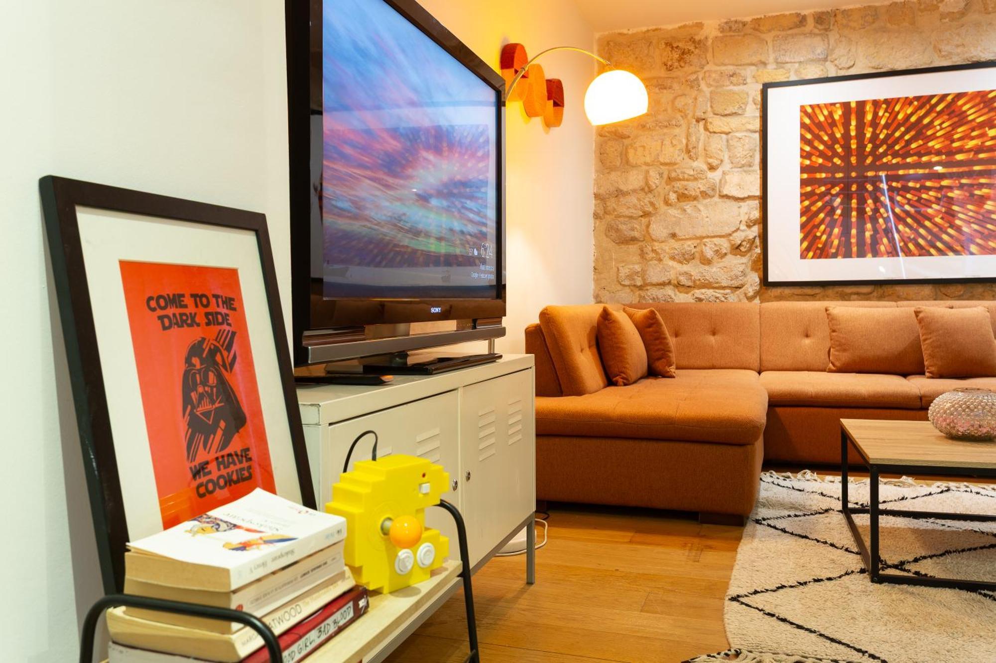 Appartement Loft Familial Au Coeur De Avec Clim, Arcade Et Baby-foot Proche Republique Et Canal St Martin Paris