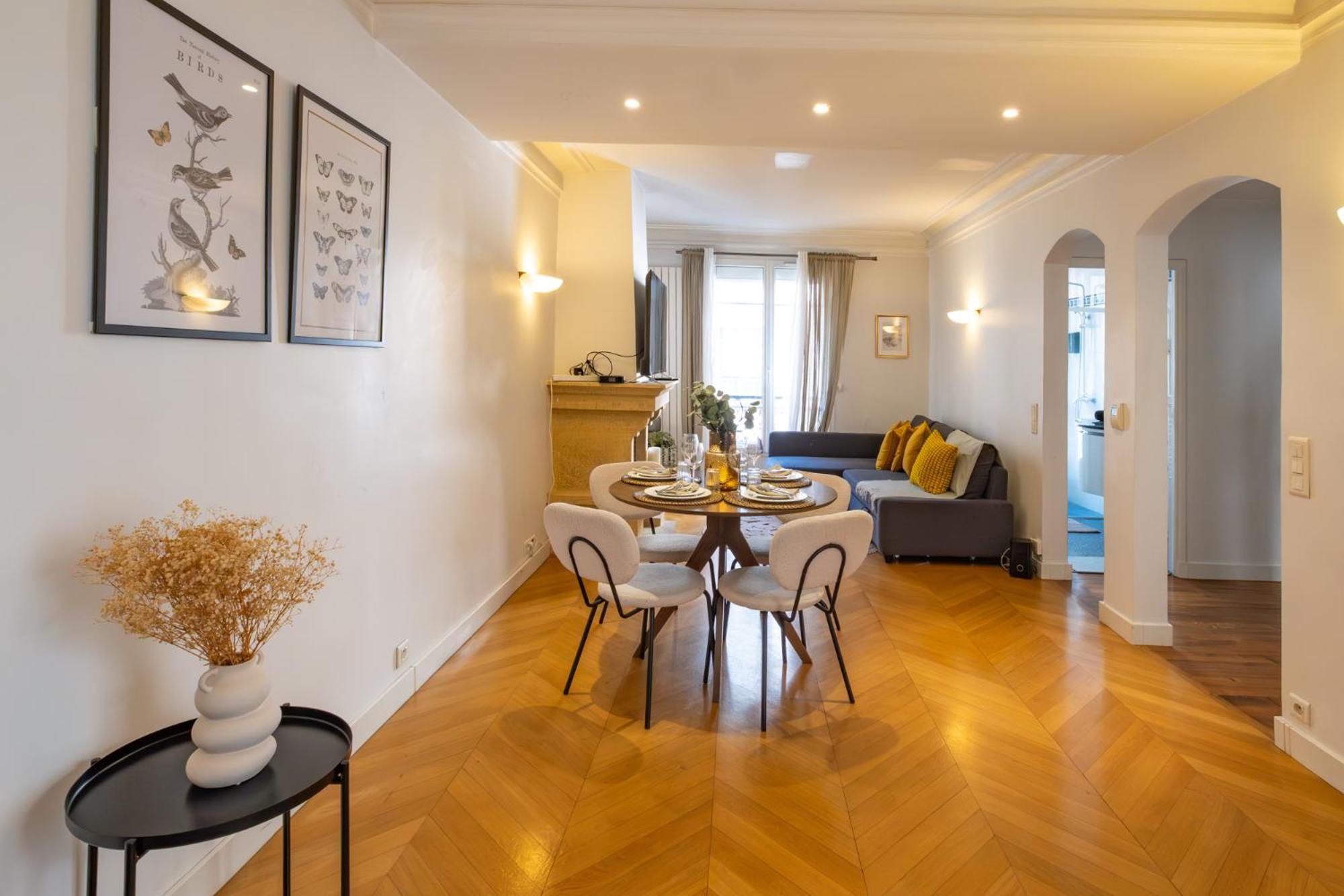 Spacious For 6 People Apartment Paris
