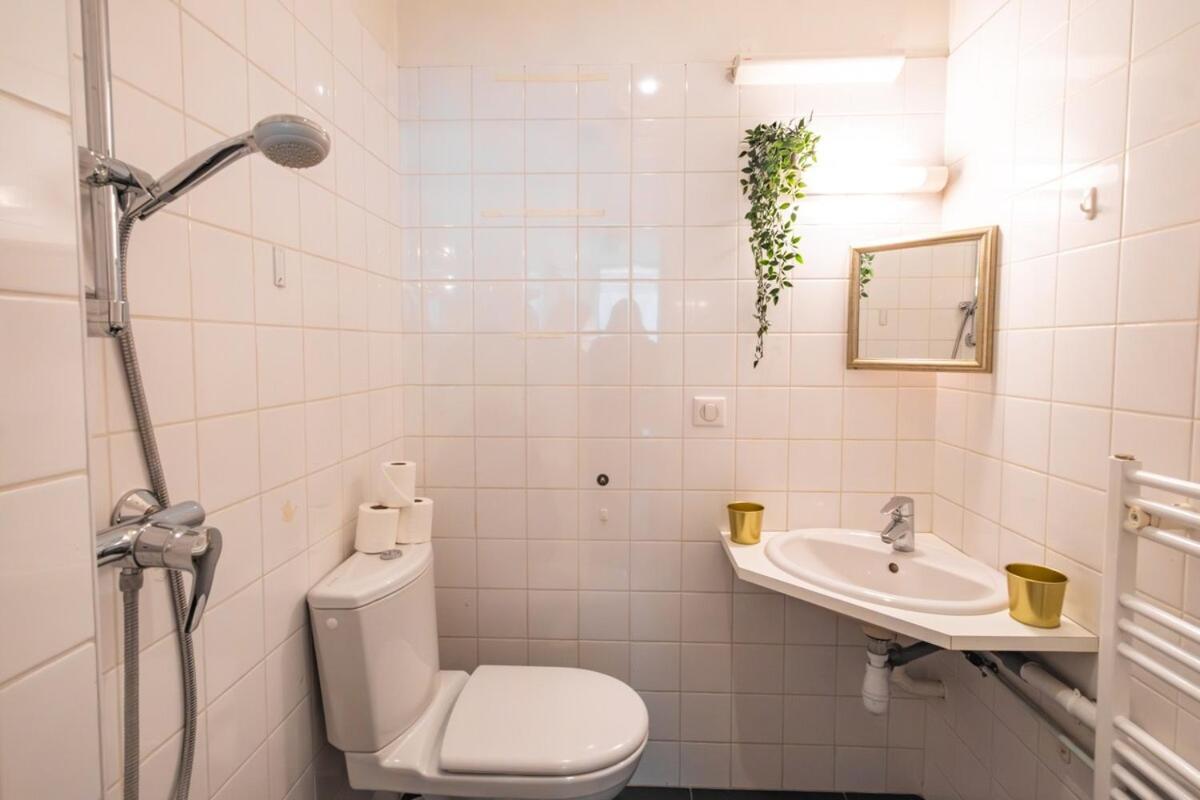 Elegant Duplex Montorgueil - 6 Guests Apartment Paris