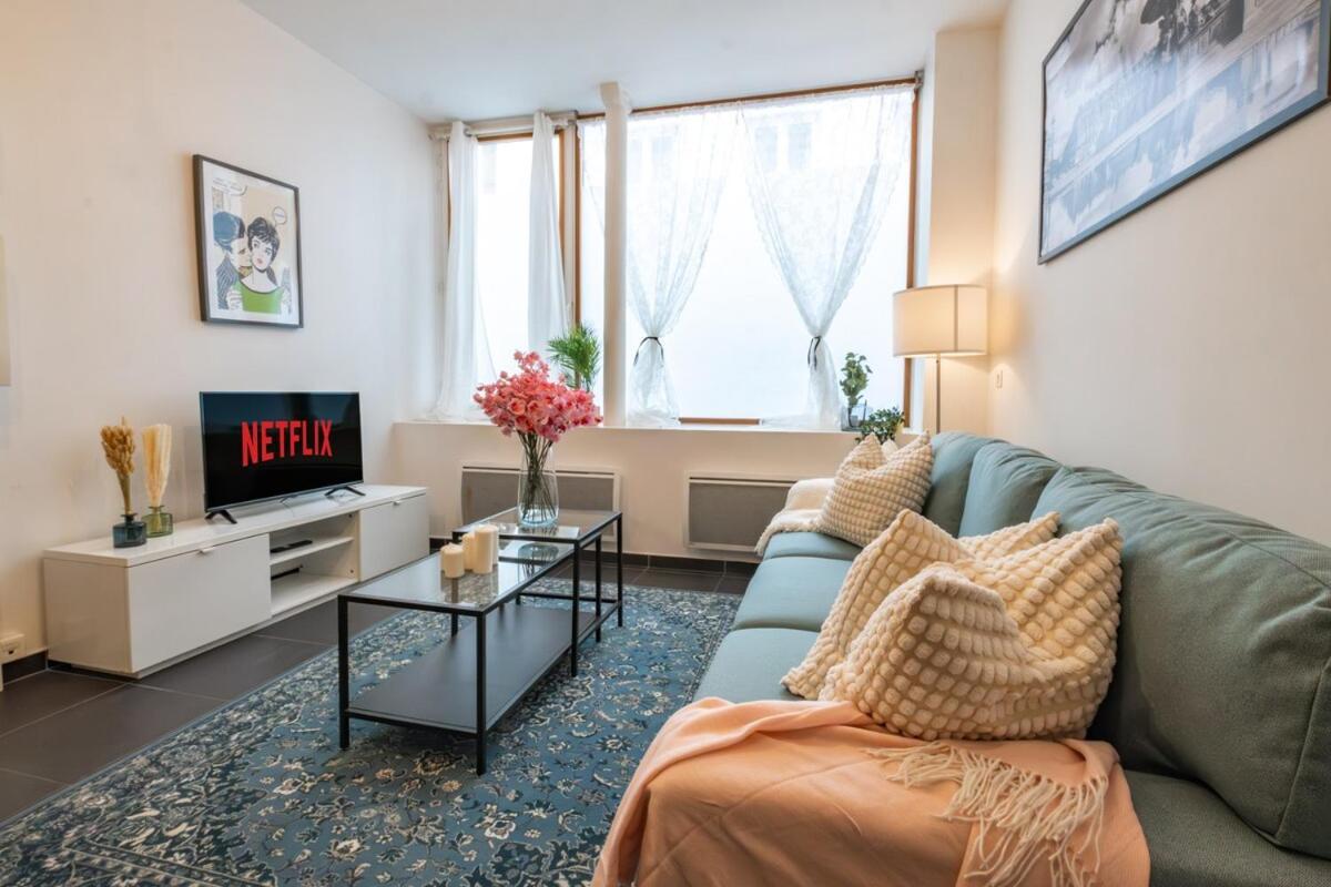 Elegant Duplex Montorgueil - 6 Guests Apartment Paris