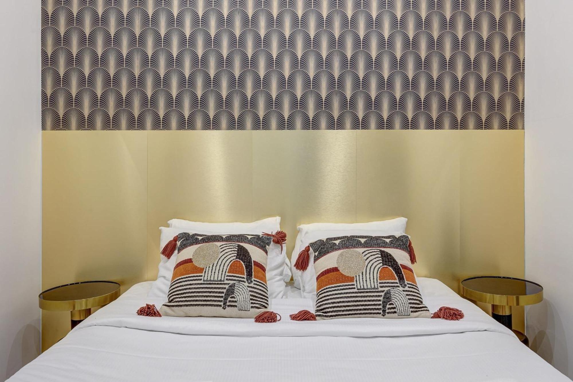 Apartment Luxueux Au Coeur Des Champs-elysees