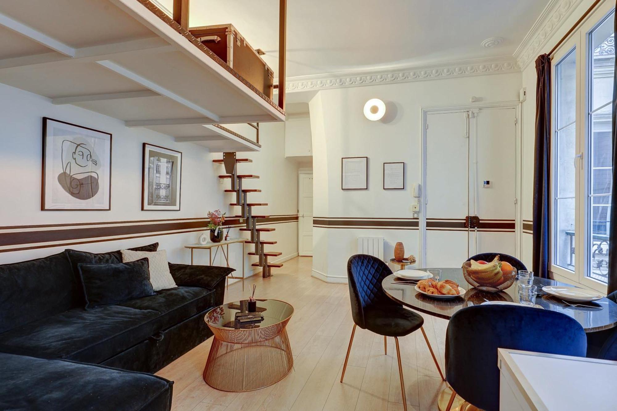 Apartment Luxueux Au Coeur Des Champs-elysees Paris