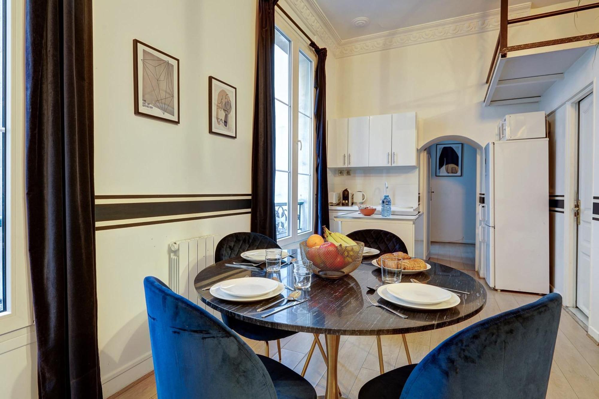 Luxueux Au Coeur Des Champs-elysees Apartment Paris