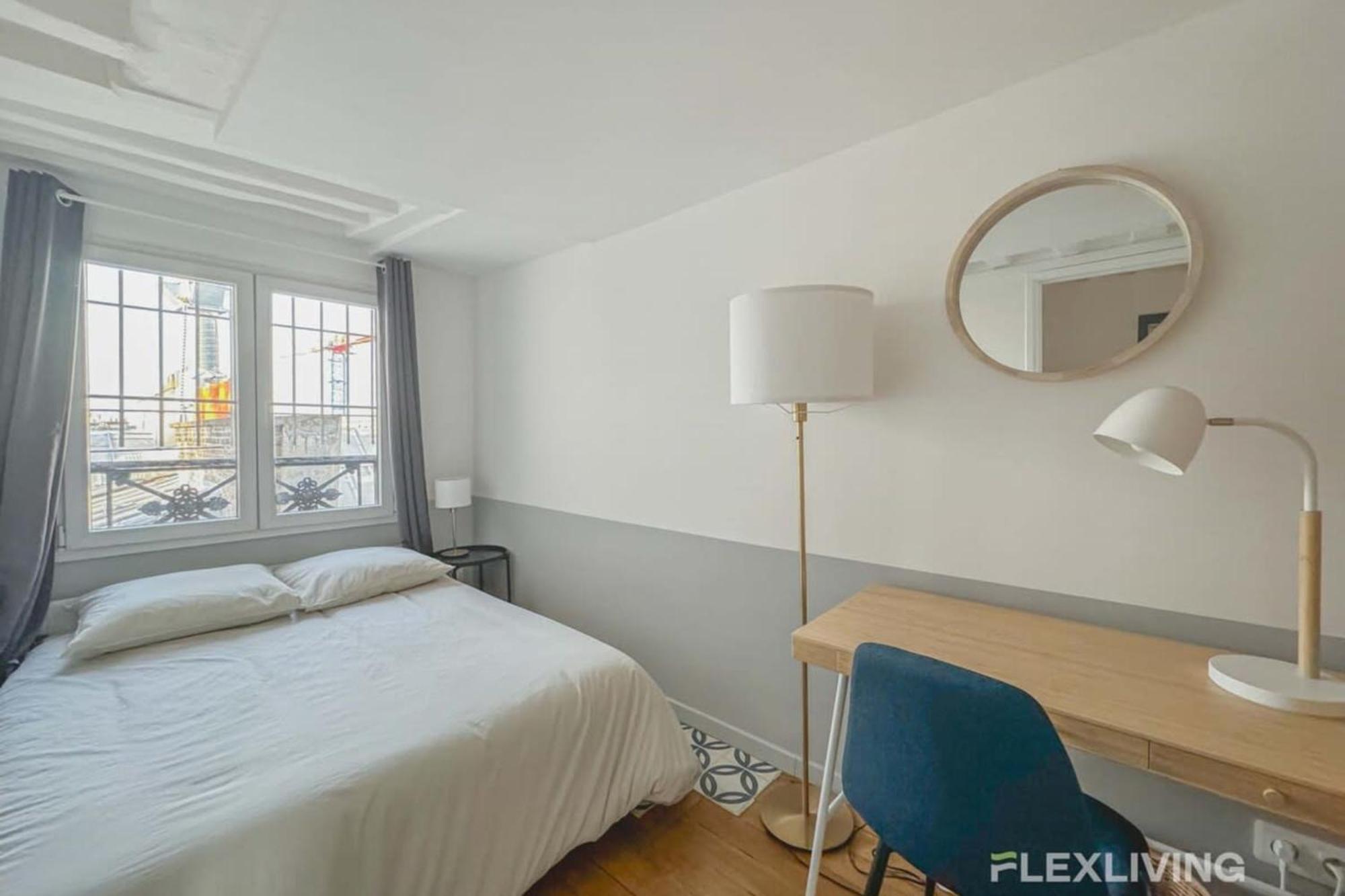 Flexliving - Whole Flat - Lune * Paris