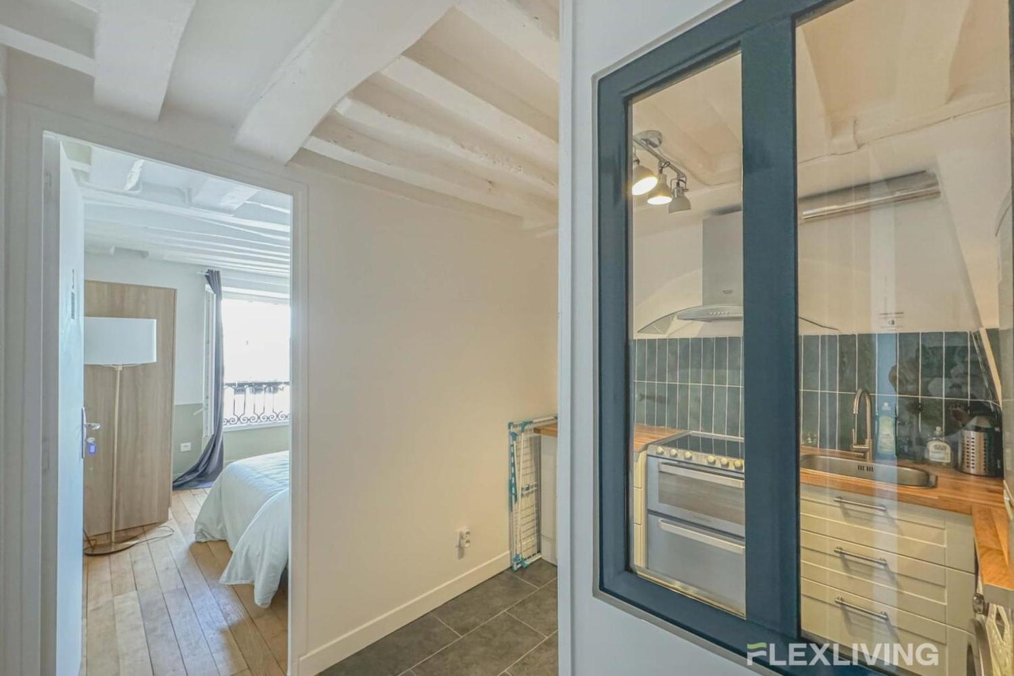 Flexliving - Whole Flat - Lune * Paris