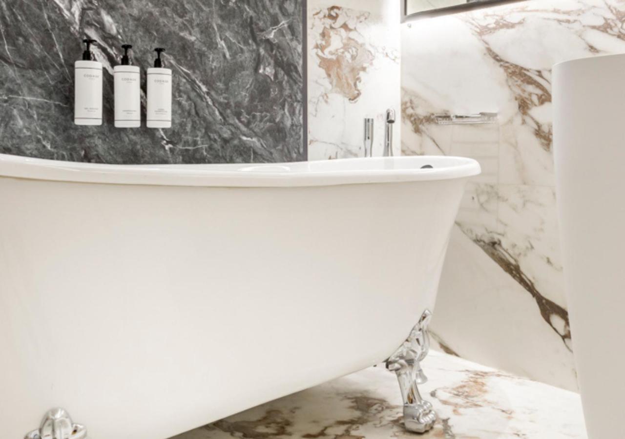 Merveil - Signature Suite-champs Elysees- Marignan Apartment