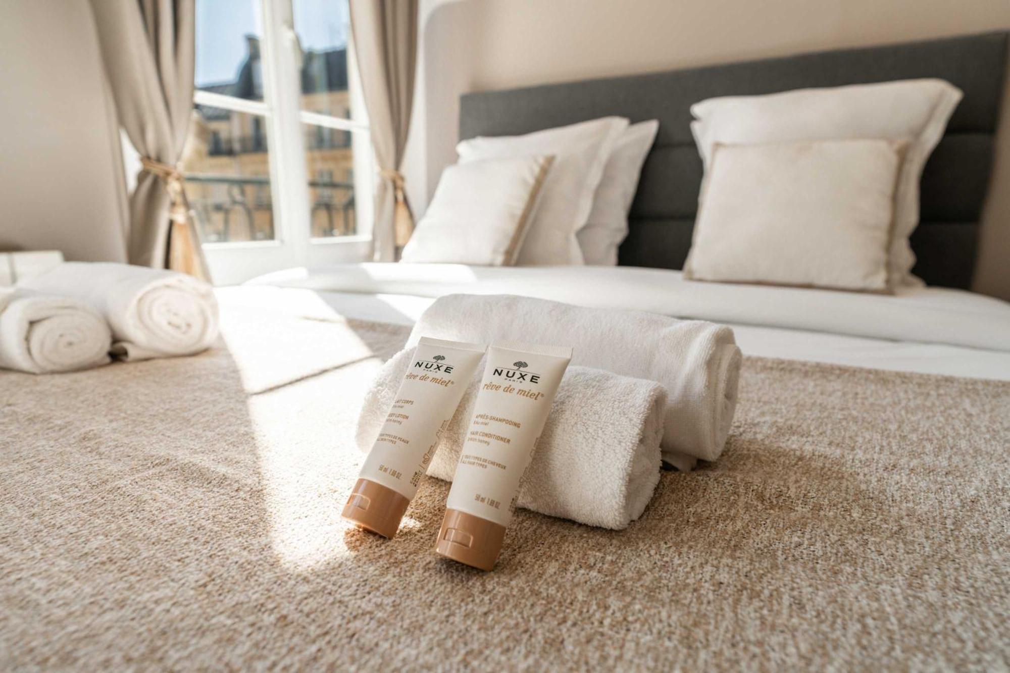 New Heaven Near Louvre Museum Apartment