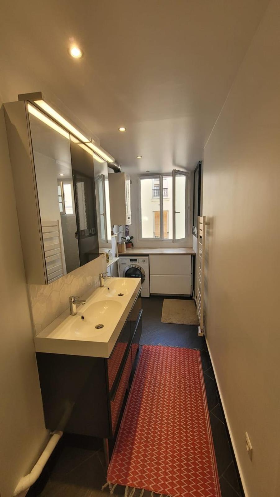 Apartment Between Montmartre And The Saint-martin Canal Paris