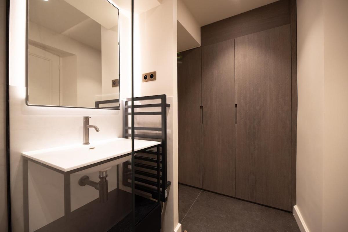 Relax In A Charming Flat In Le Marais Apartment *