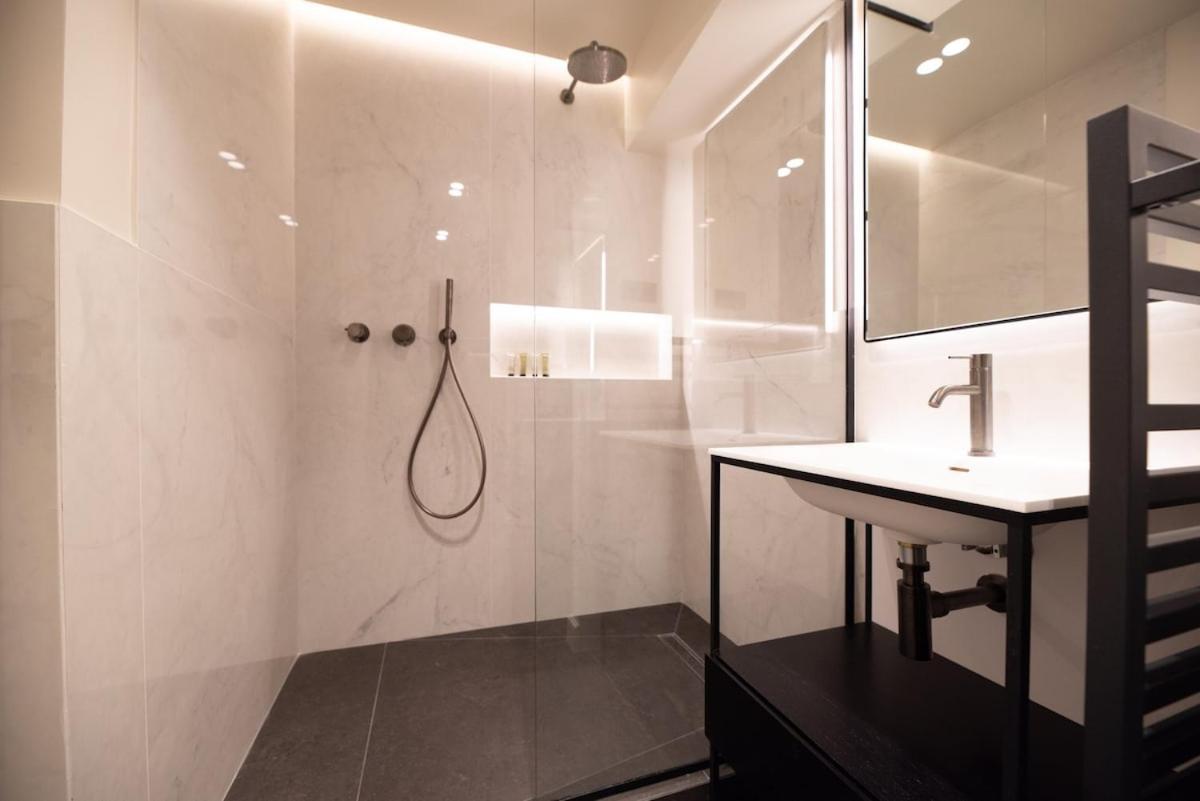 Relax In A Charming Flat In Le Marais Paris